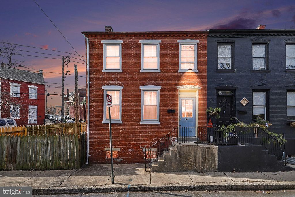 Photo of 124 S Arch Street, LANCASTER, PA 17603 (MLS # PALA2081806)