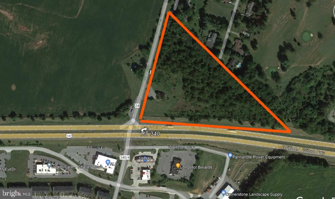 Retail Lots For Lease. Located by a signalized intersection with 16,000 traffic count. There are 4 available lots. Acreage varies from 1.3 acres to 2.5 acres.
