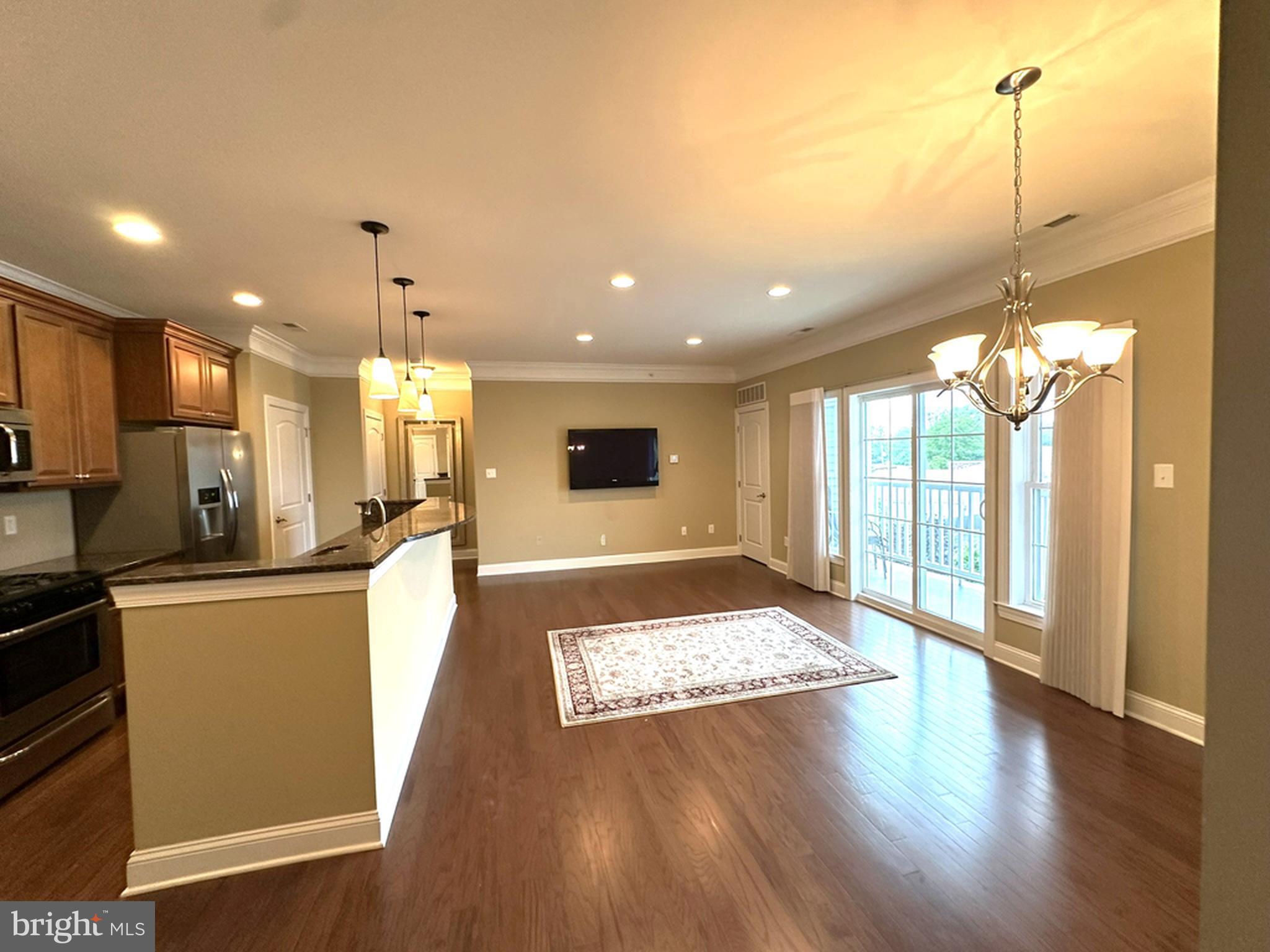 VLG OF SOUTHAMPTON - Residential