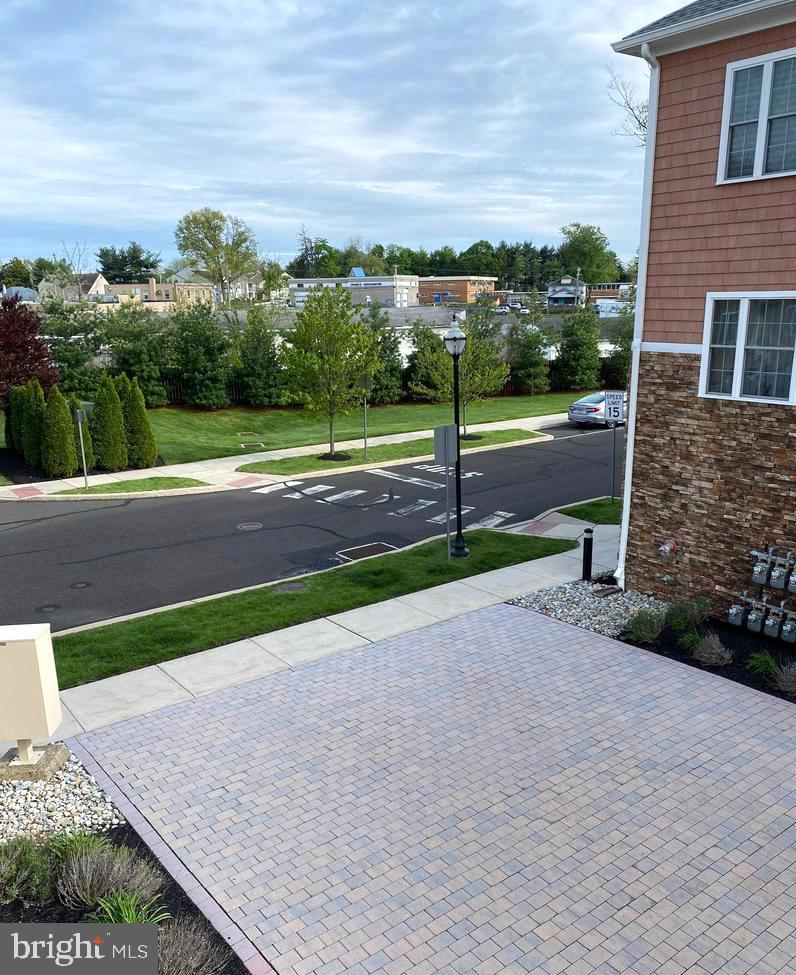 VLG OF SOUTHAMPTON - Residential