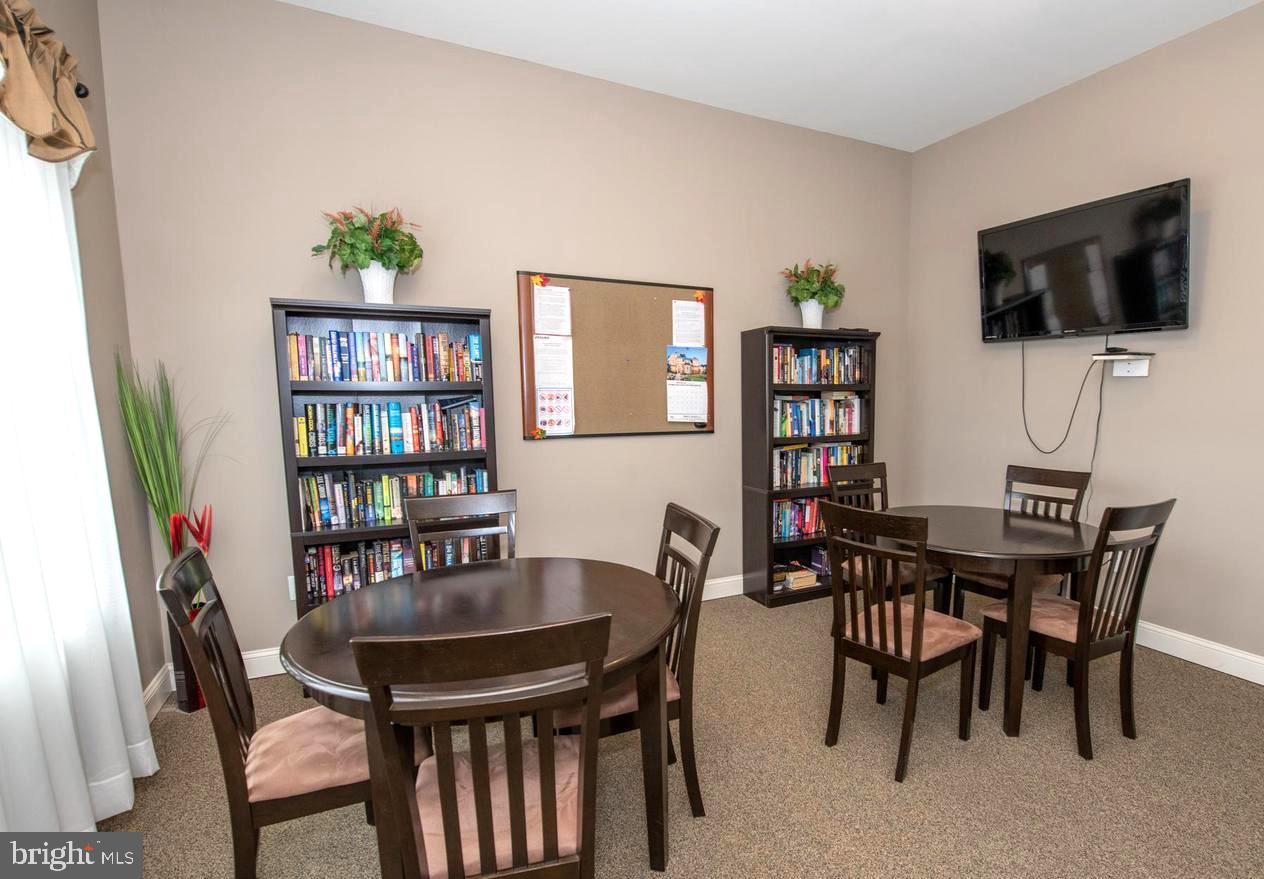 VLG OF SOUTHAMPTON - Residential