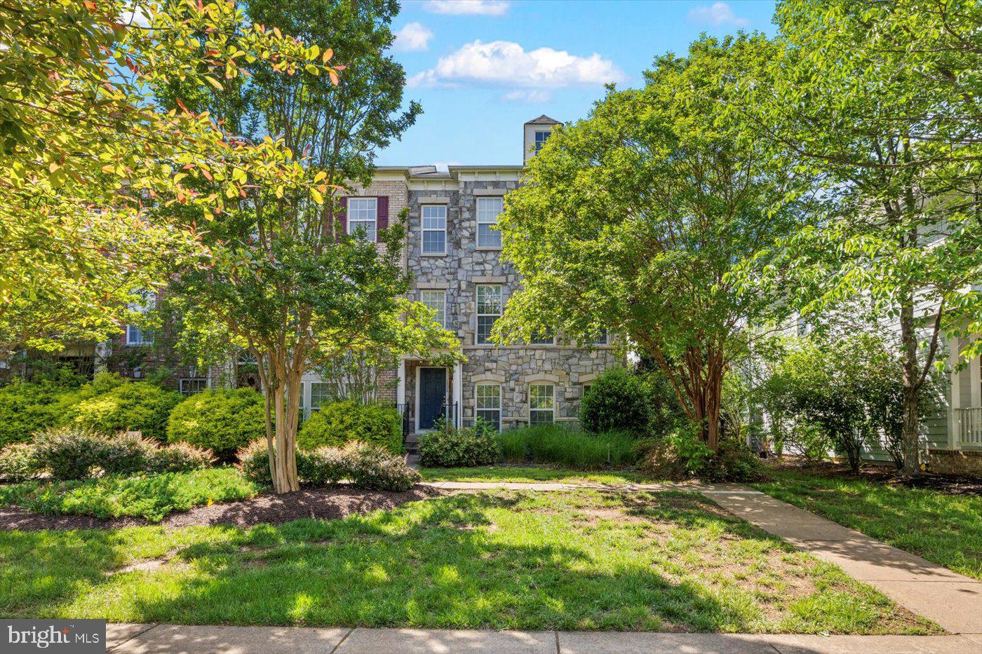 VILLAGE OF IDLEWILD - Residential