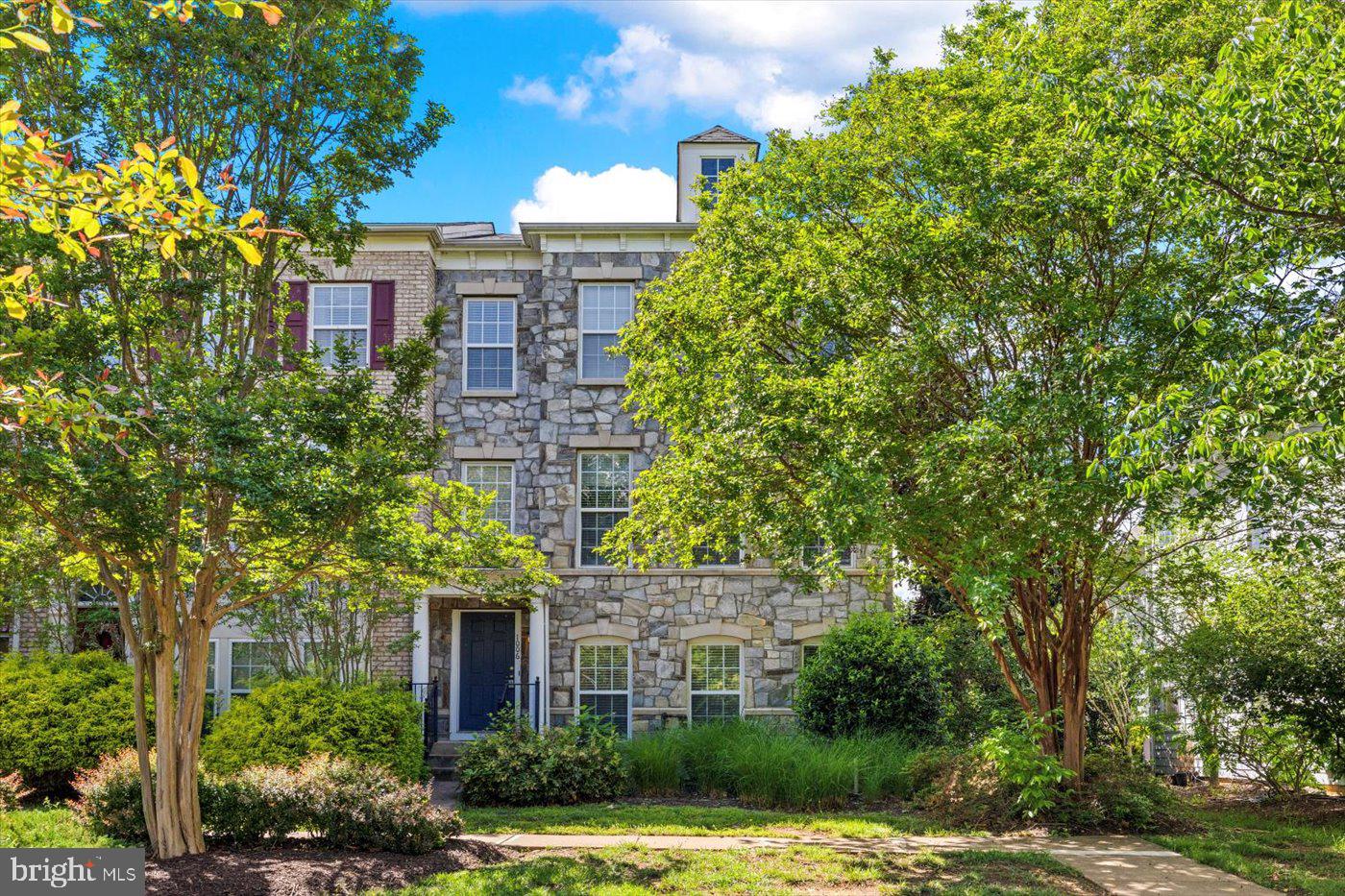 VILLAGE OF IDLEWILD - Residential