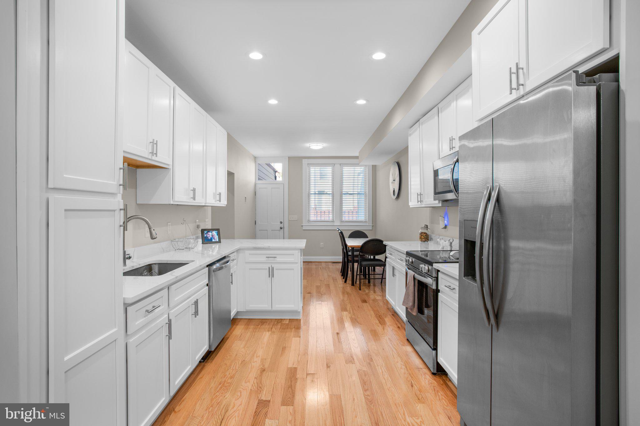 MIDDLE EAST - Residential Lease