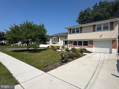 Homes For Sale - 301 Fairmount Avenue<br/> BLACKWOOD, NJ 08012