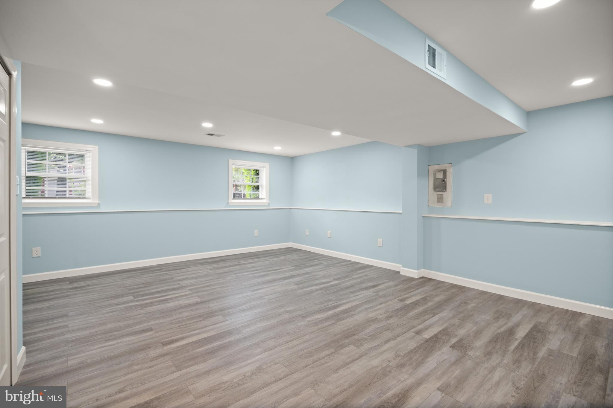 VILLAGE OF OAK GROVE - Residential