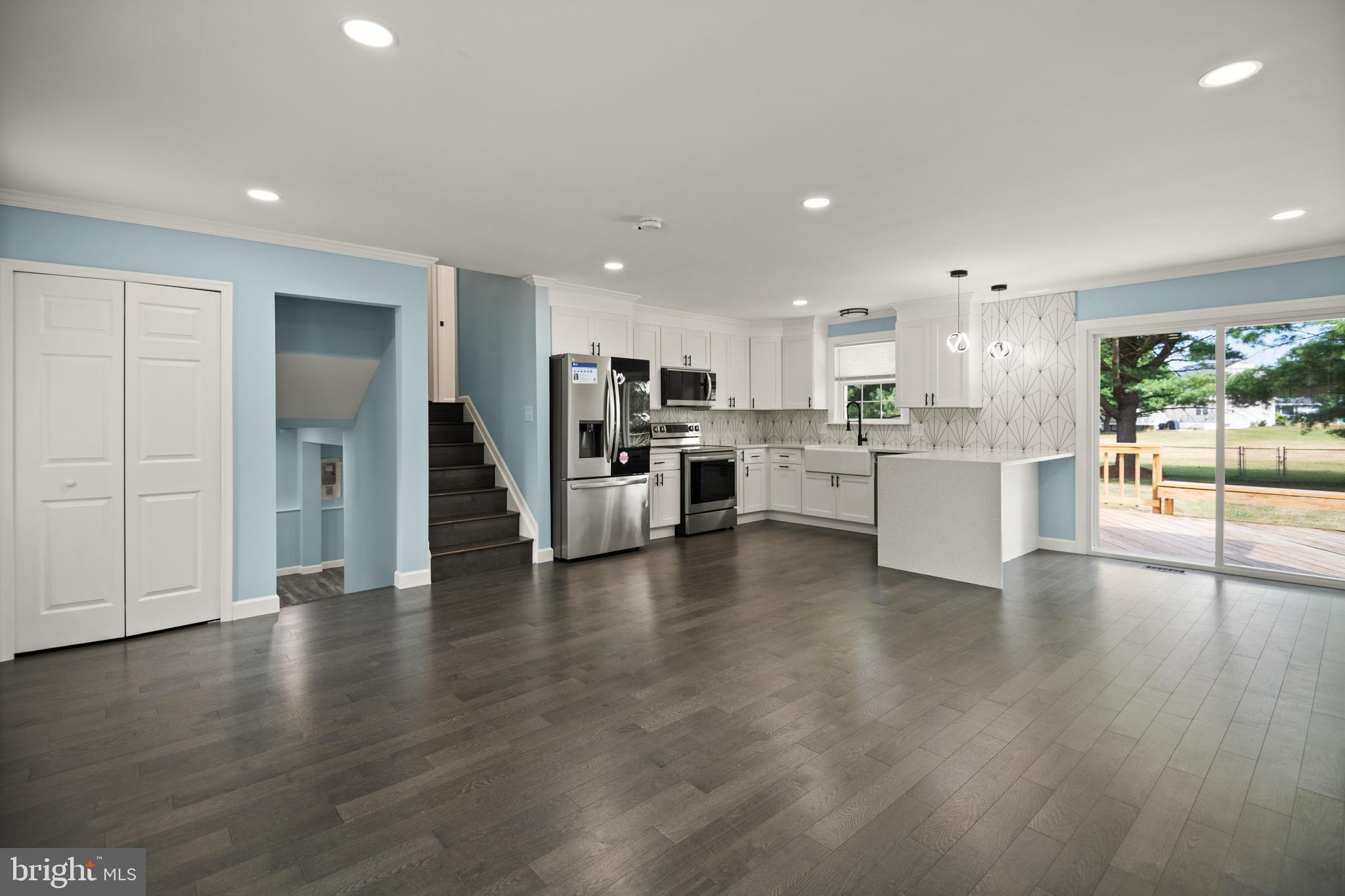 VILLAGE OF OAK GROVE - Residential