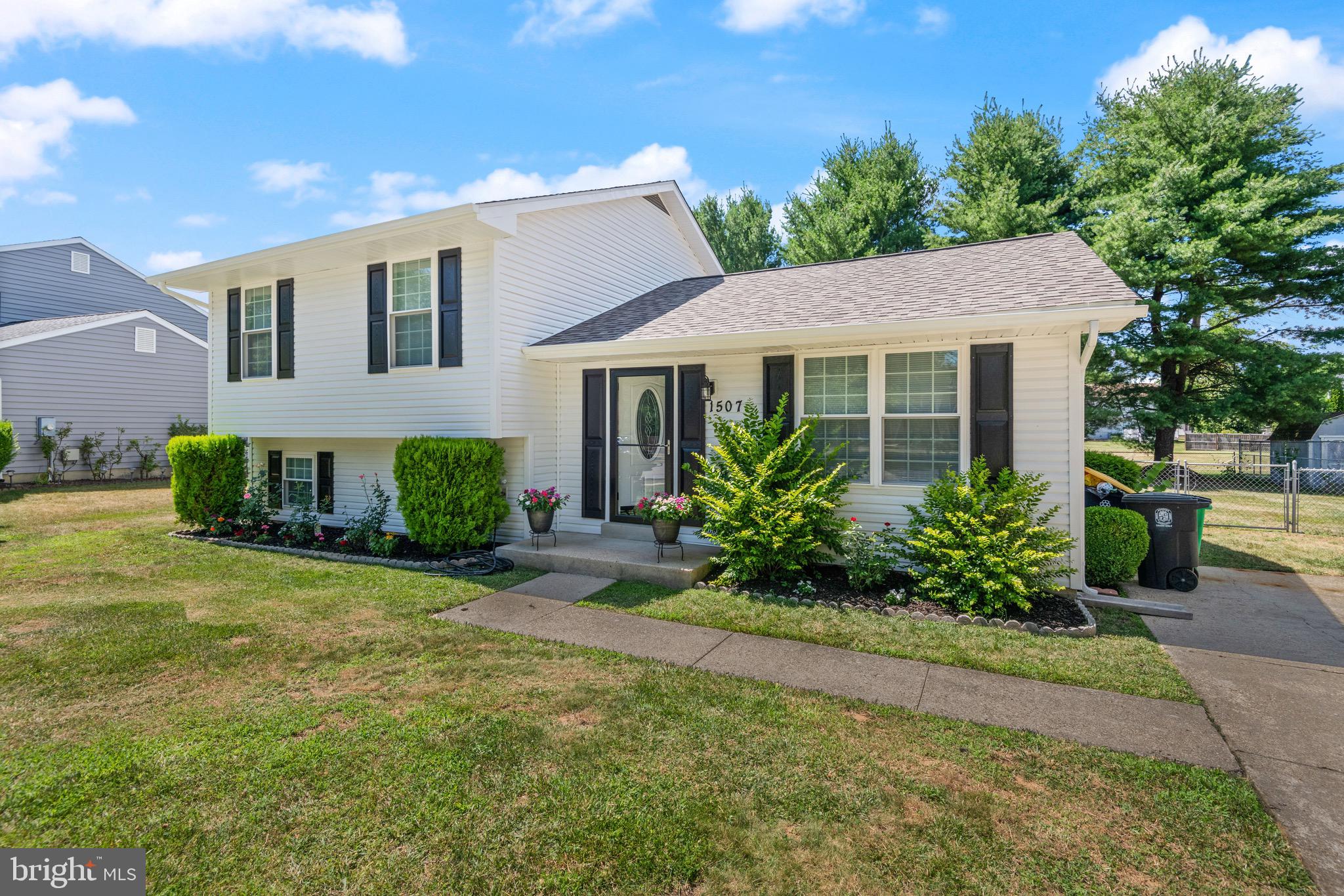 VILLAGE OF OAK GROVE - Residential