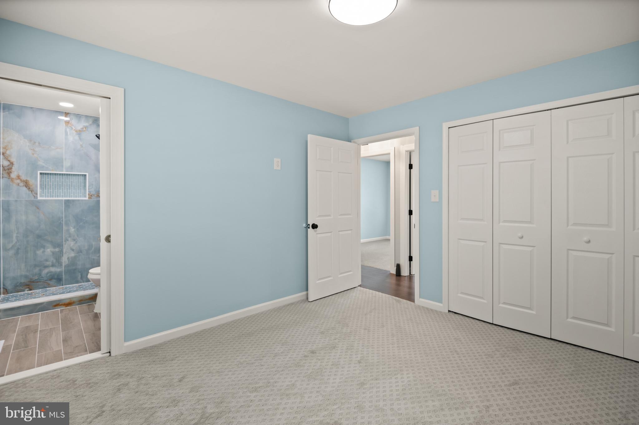 VILLAGE OF OAK GROVE - Residential