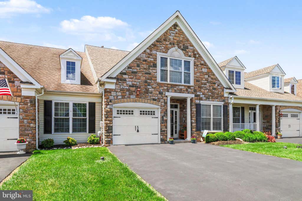 Photo of 115 Reagan Drive, SELLERSVILLE, PA 18960 (MLS # PABU2121696)