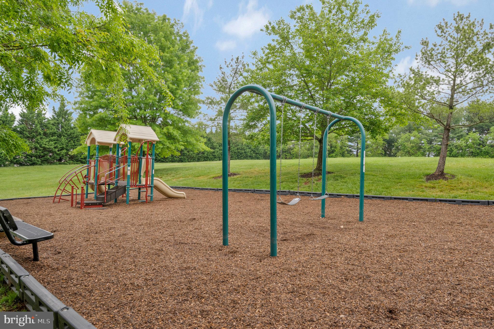 WELLINGTON/CLOVERHILL - Residential