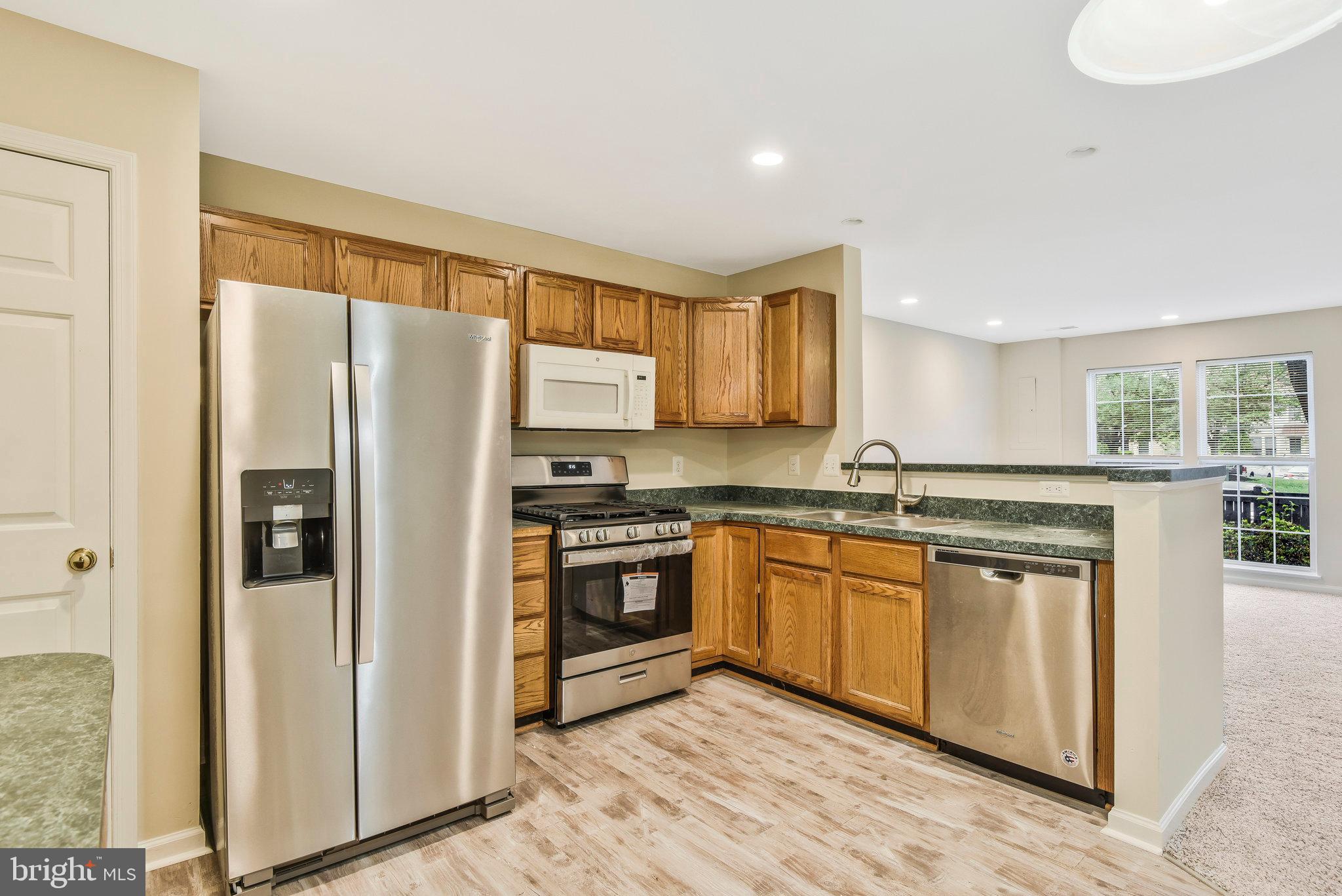 WELLINGTON/CLOVERHILL - Residential