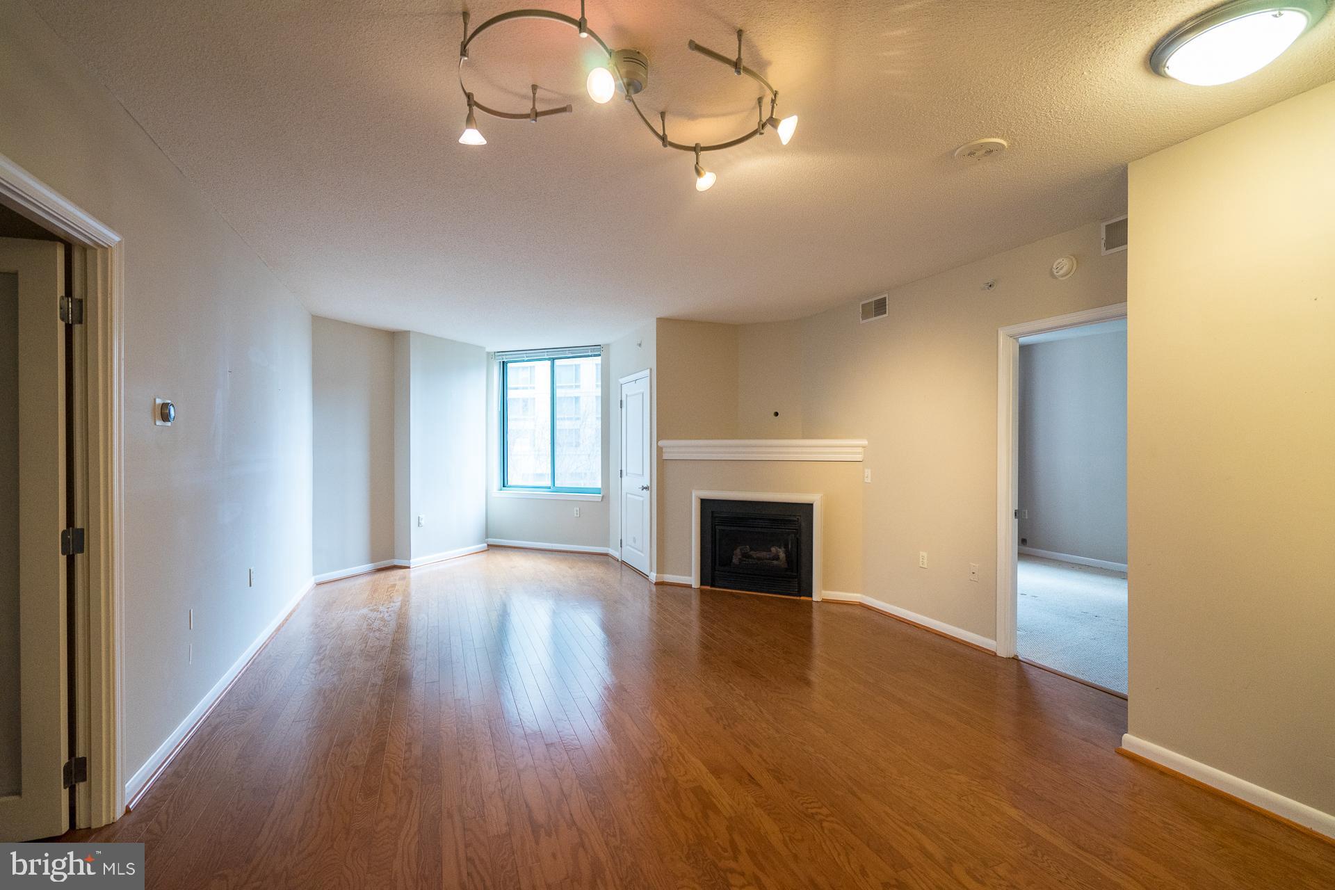 CONTINENTAL - Residential