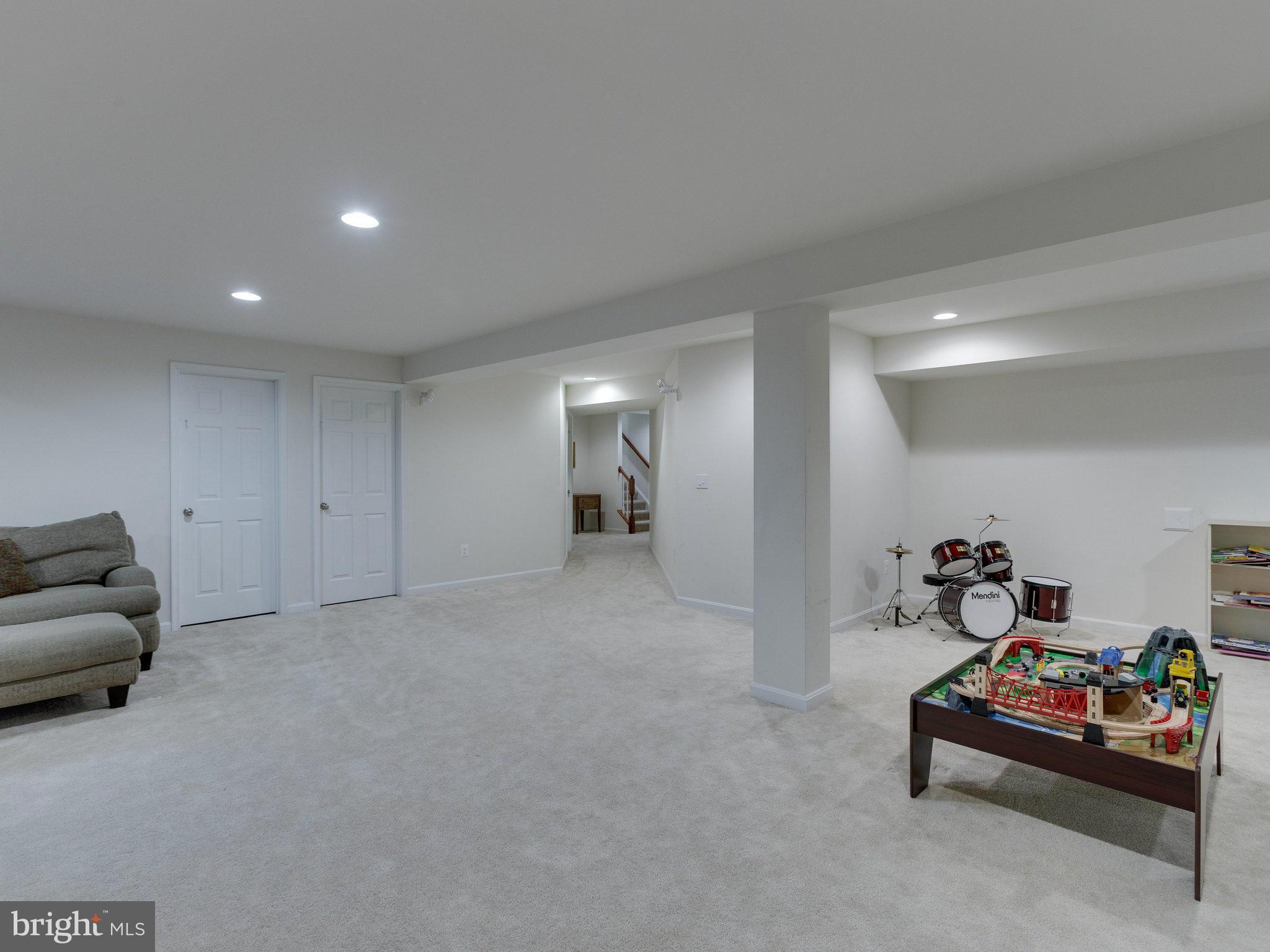 HOPEWELLS LANDING - Residential