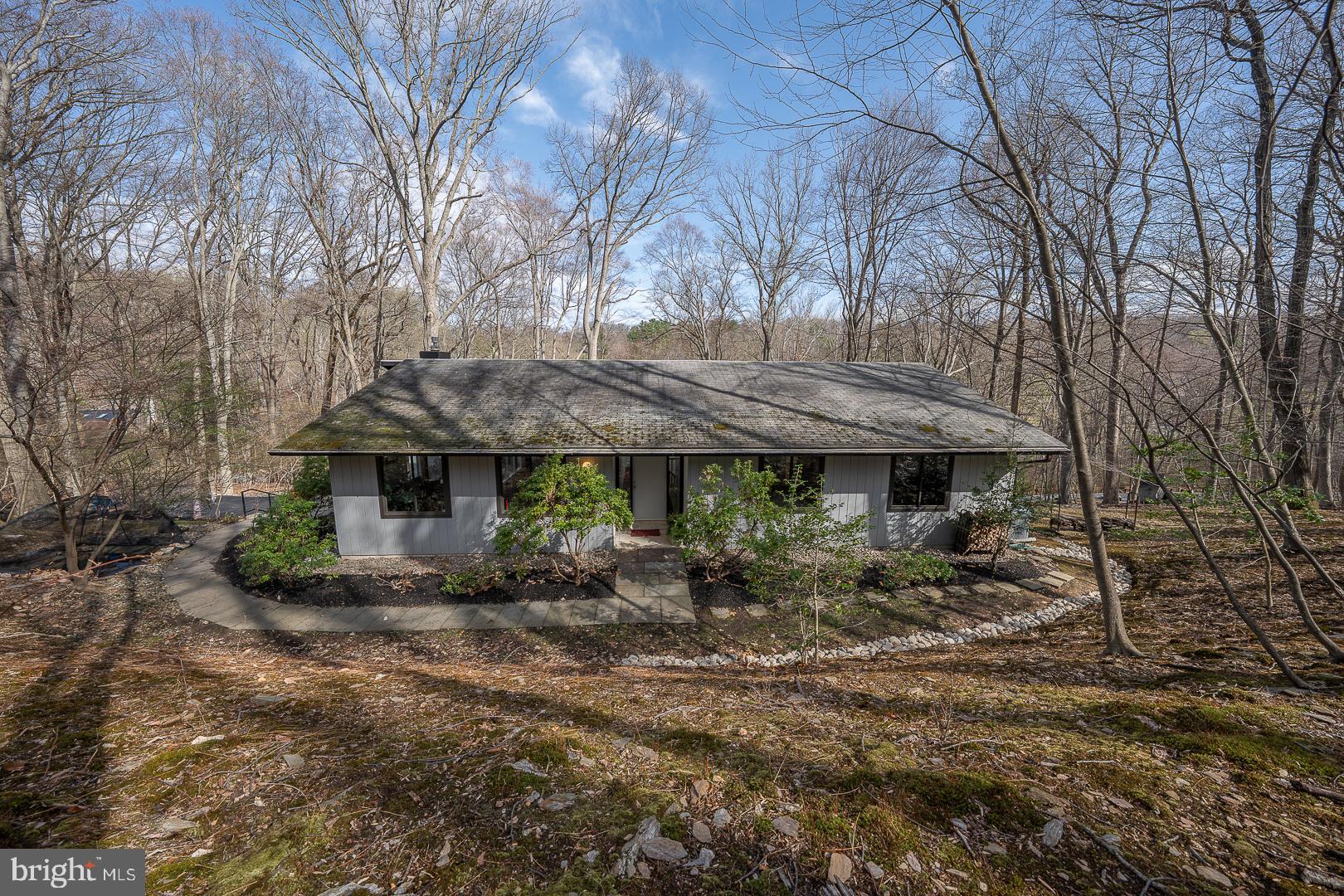 481 GYPSY LANE