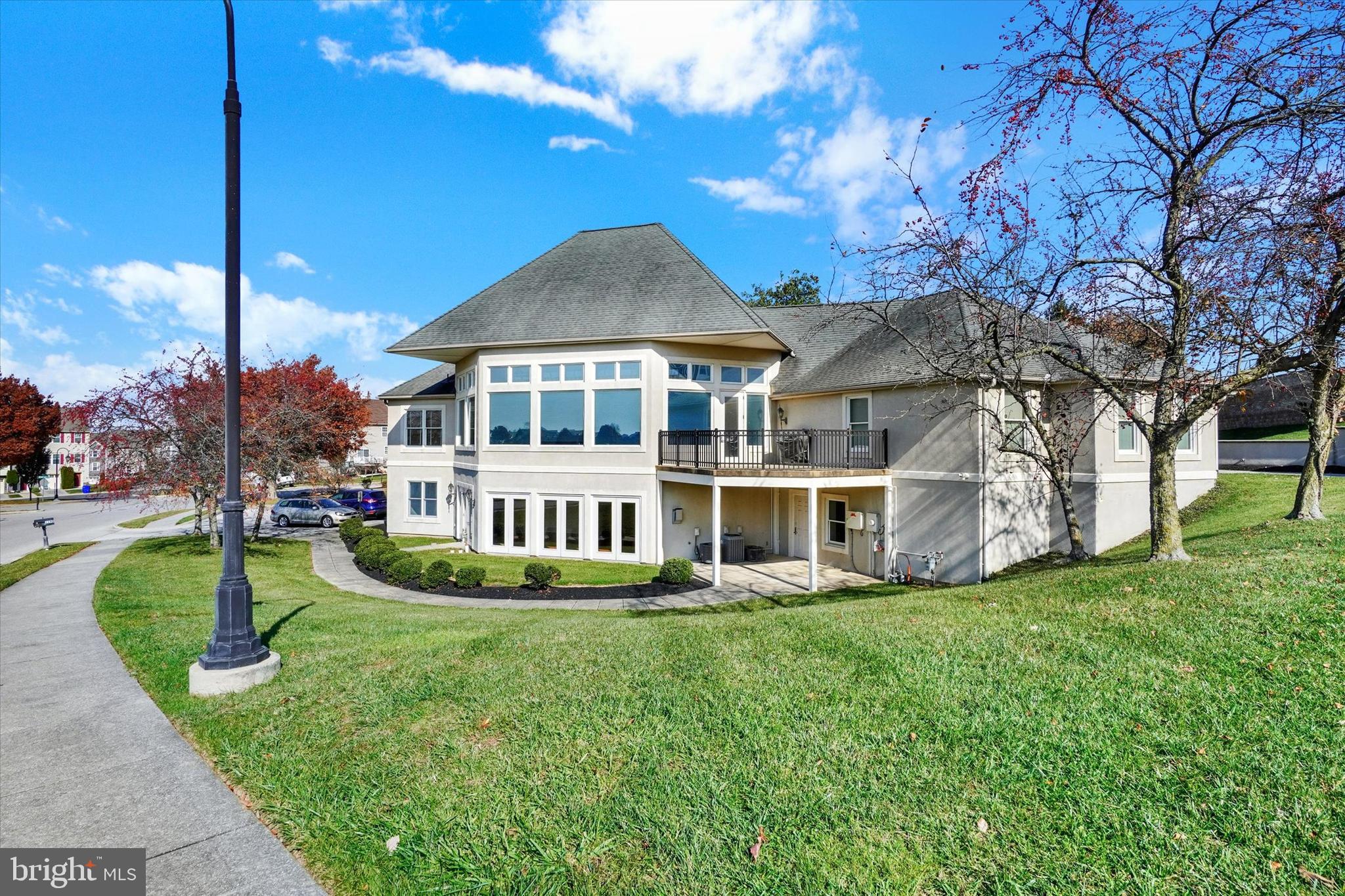 1190 REGENTS GLEN BOULEVARD