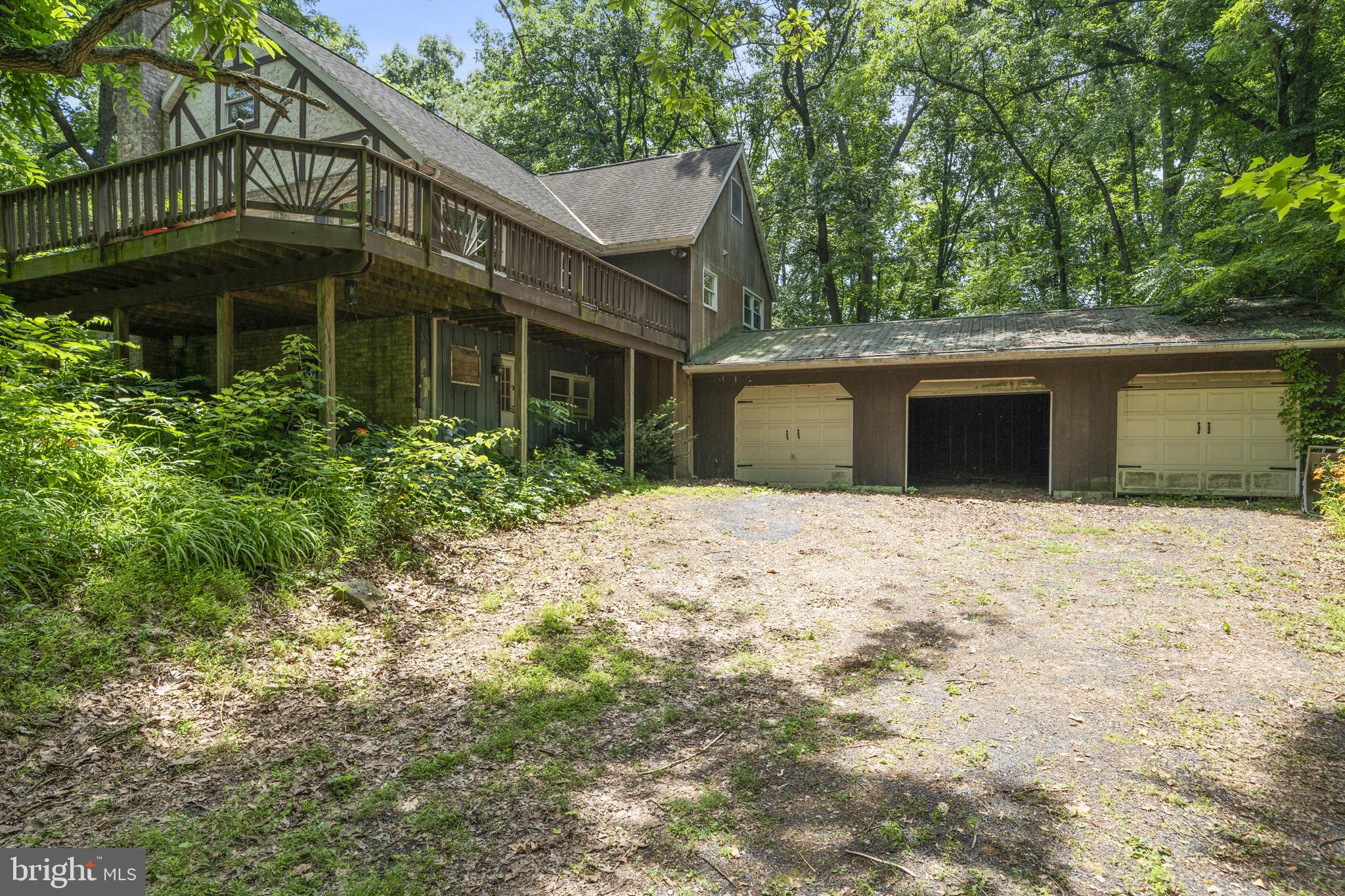 275 HOFFMAN ROAD
