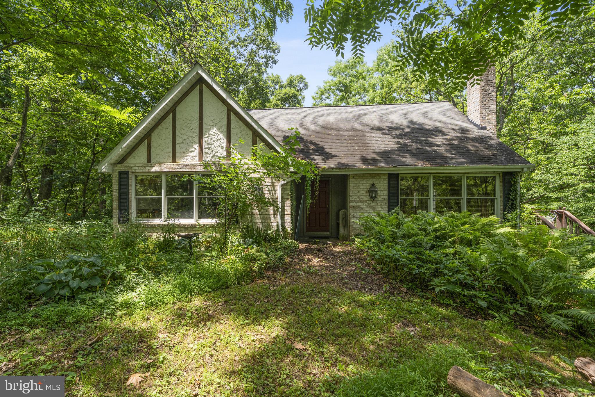 275 HOFFMAN ROAD