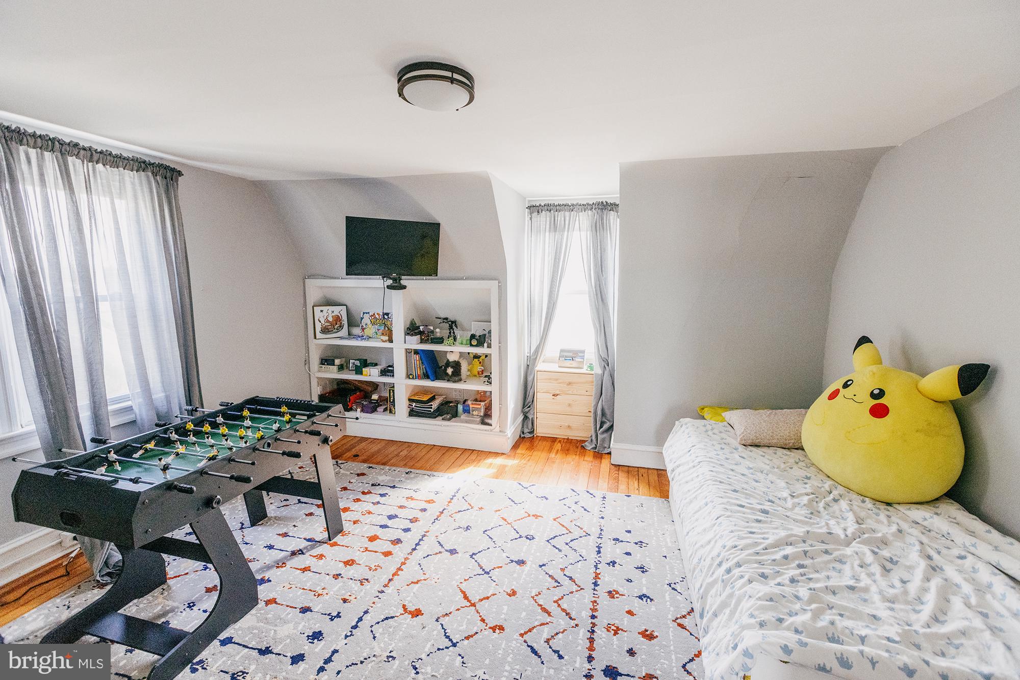 JENKINTOWN - Residential