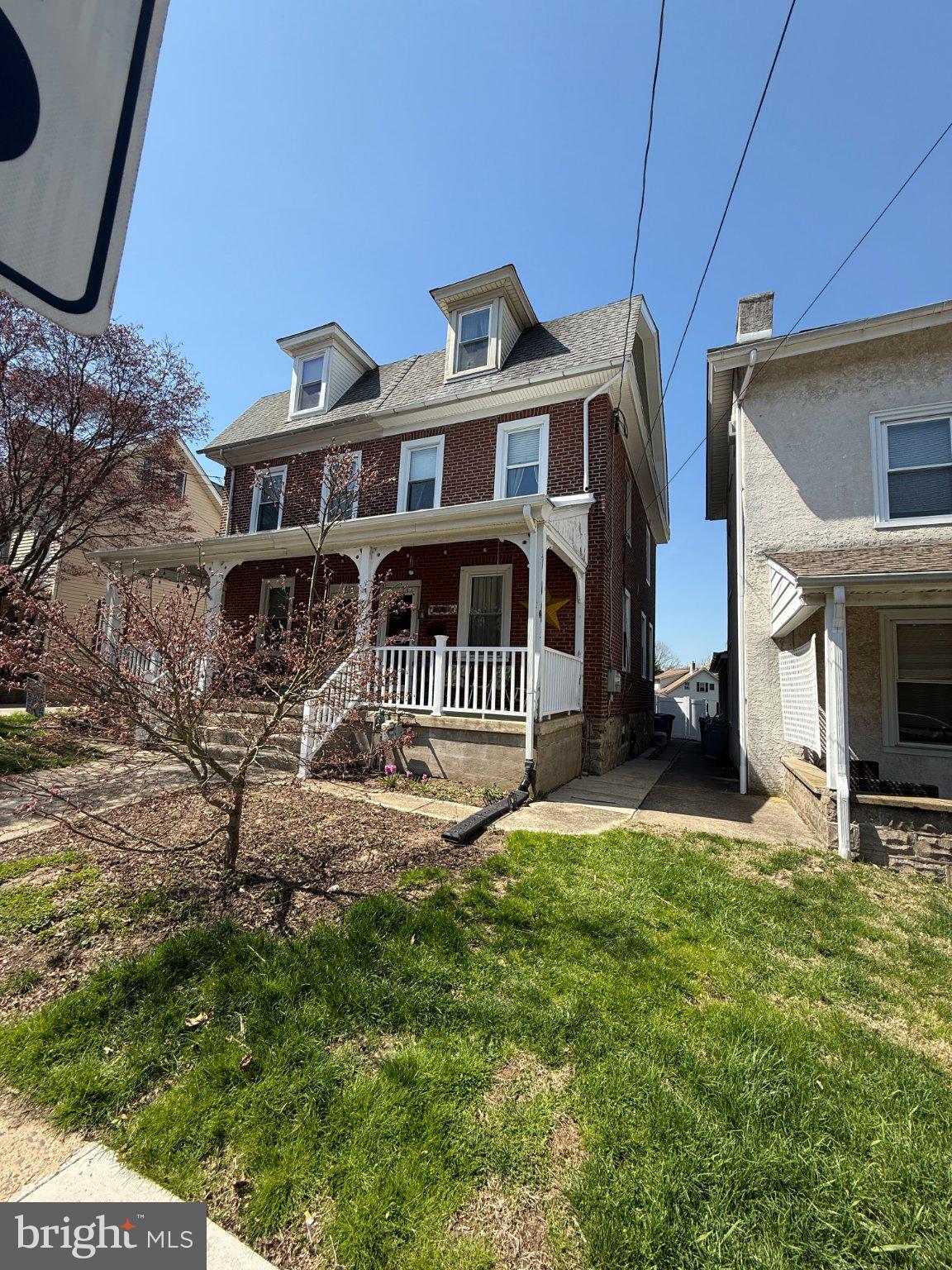 JENKINTOWN - Residential