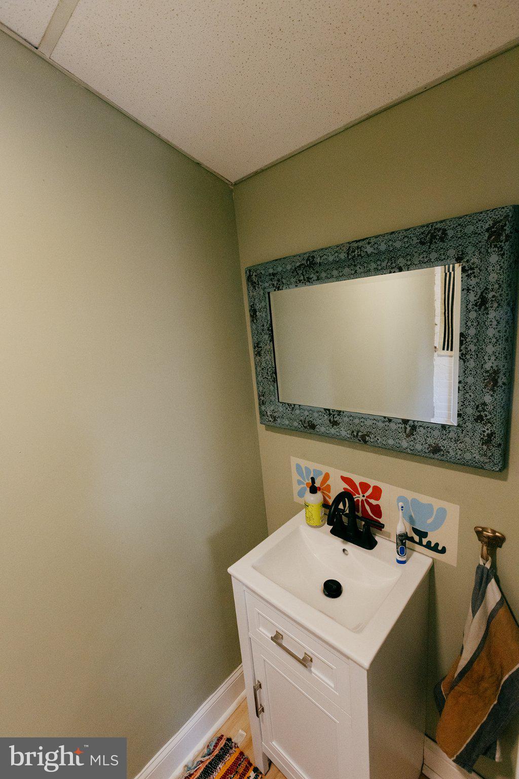 JENKINTOWN - Residential