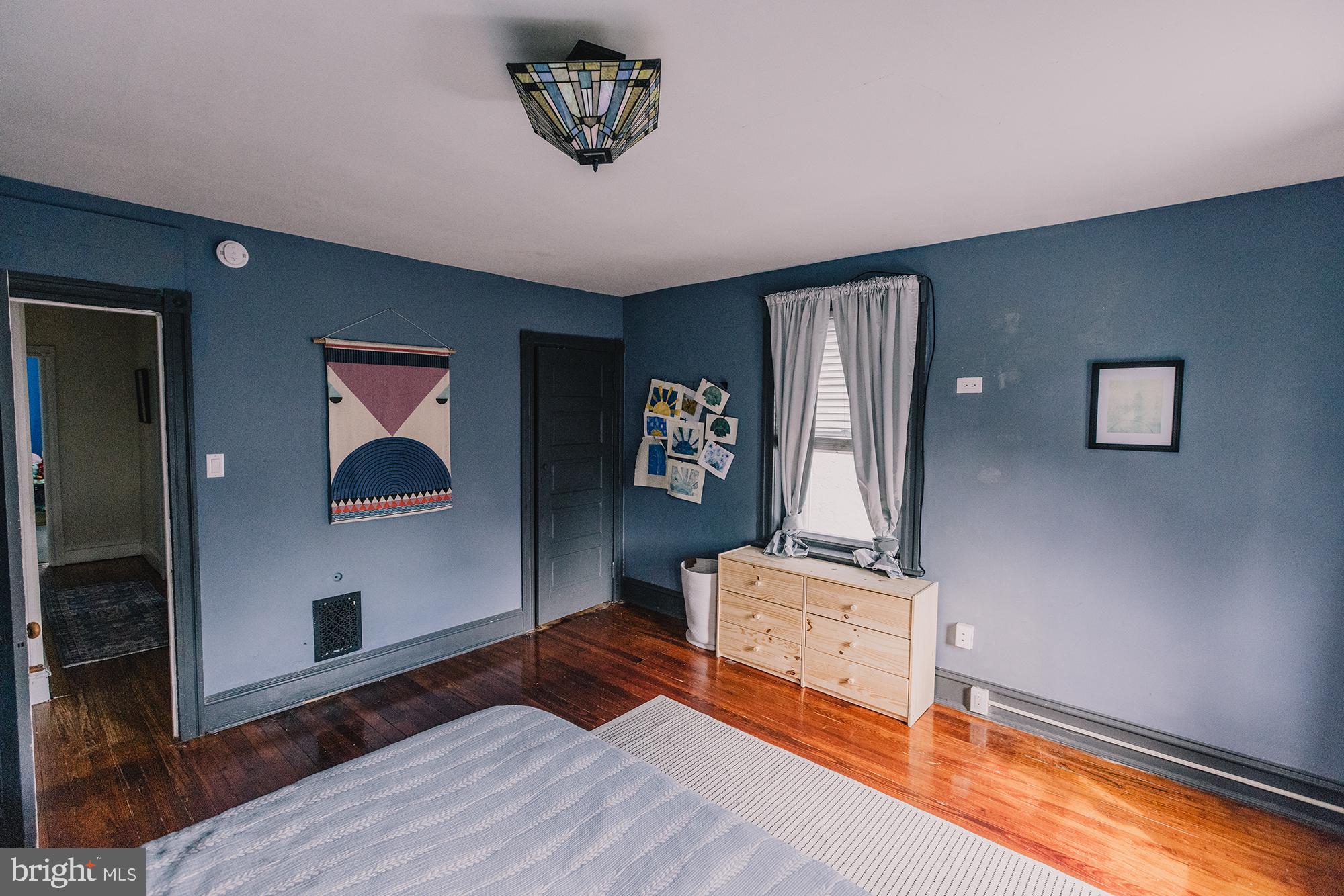 JENKINTOWN - Residential