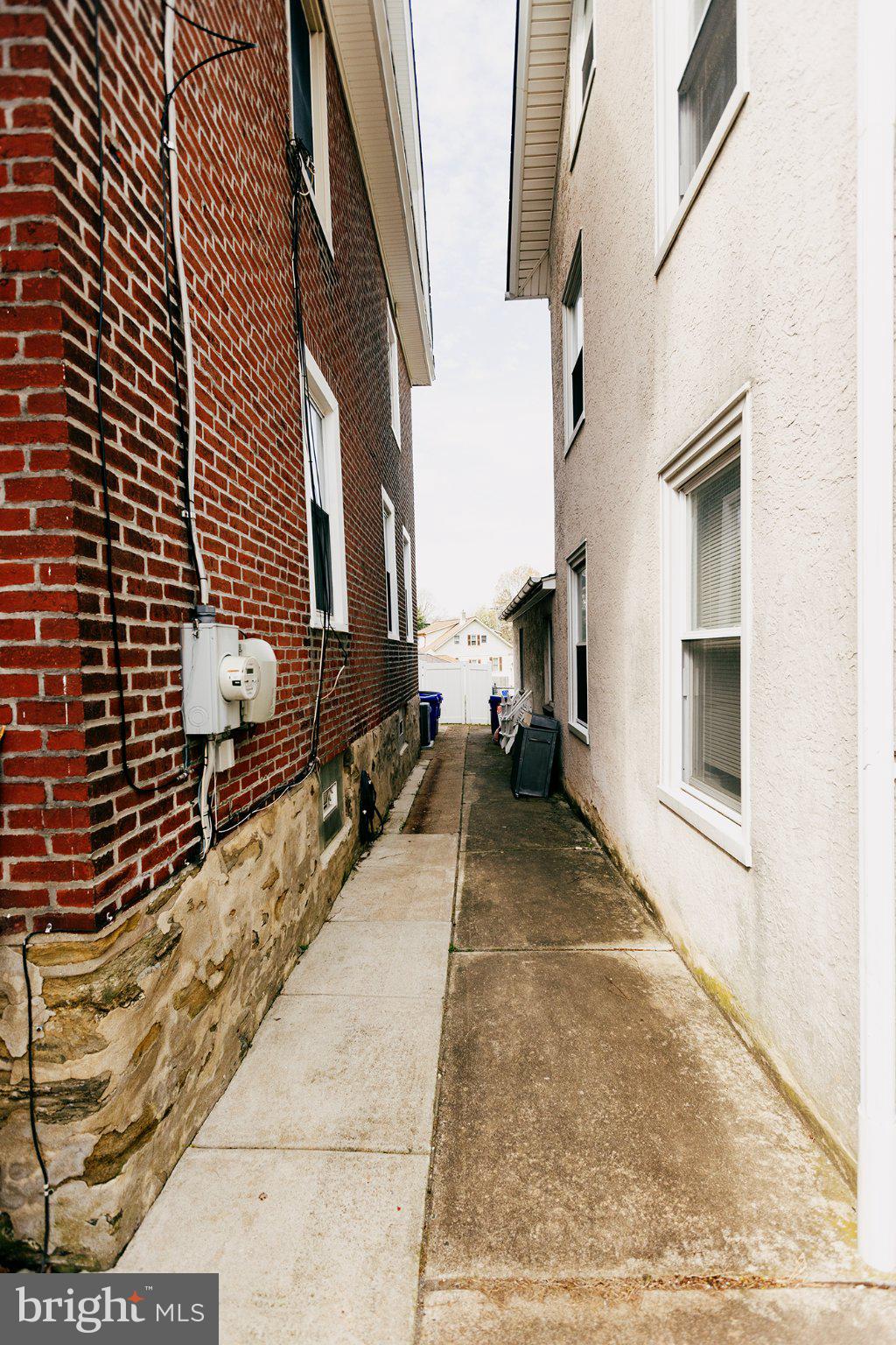 JENKINTOWN - Residential