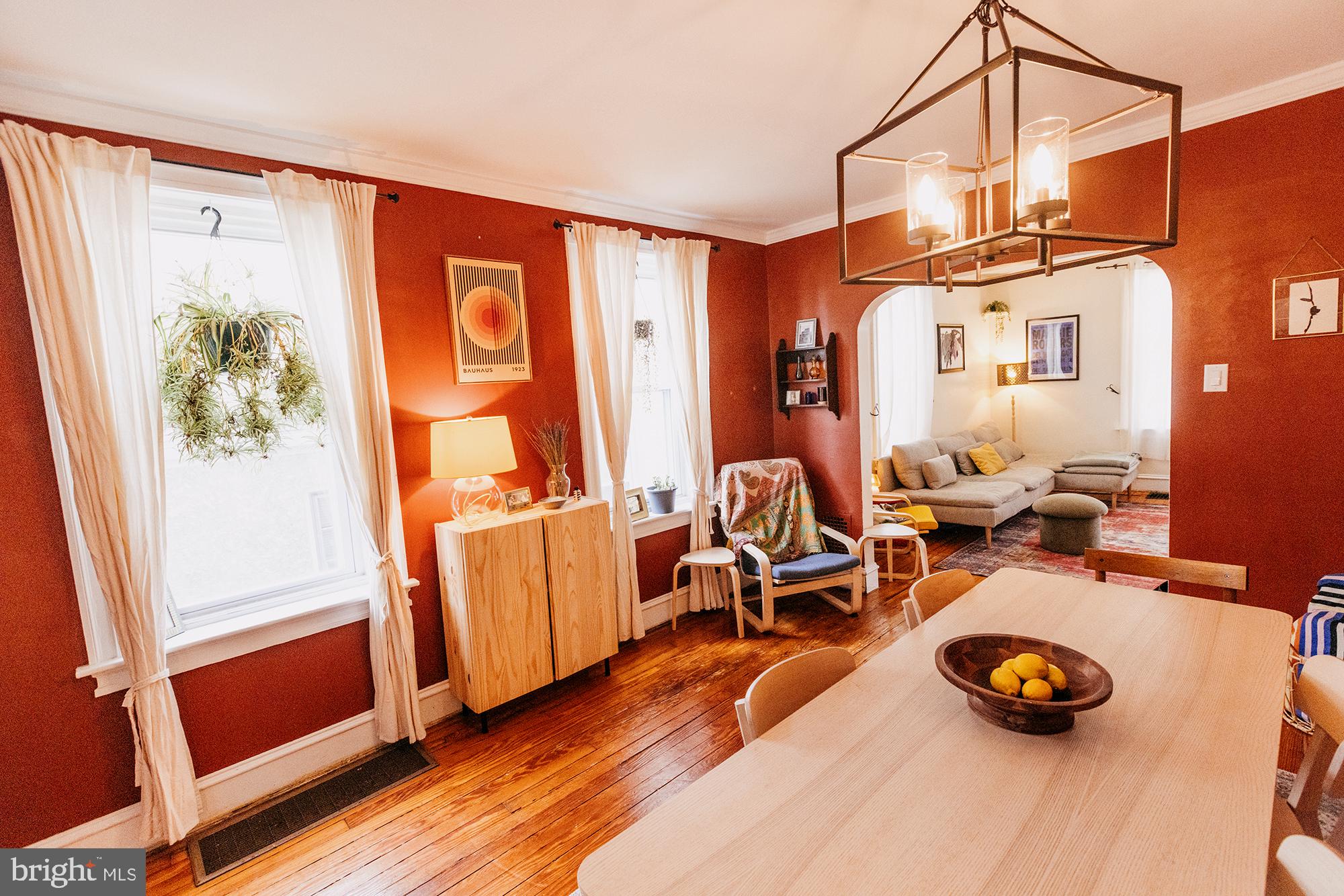 JENKINTOWN - Residential