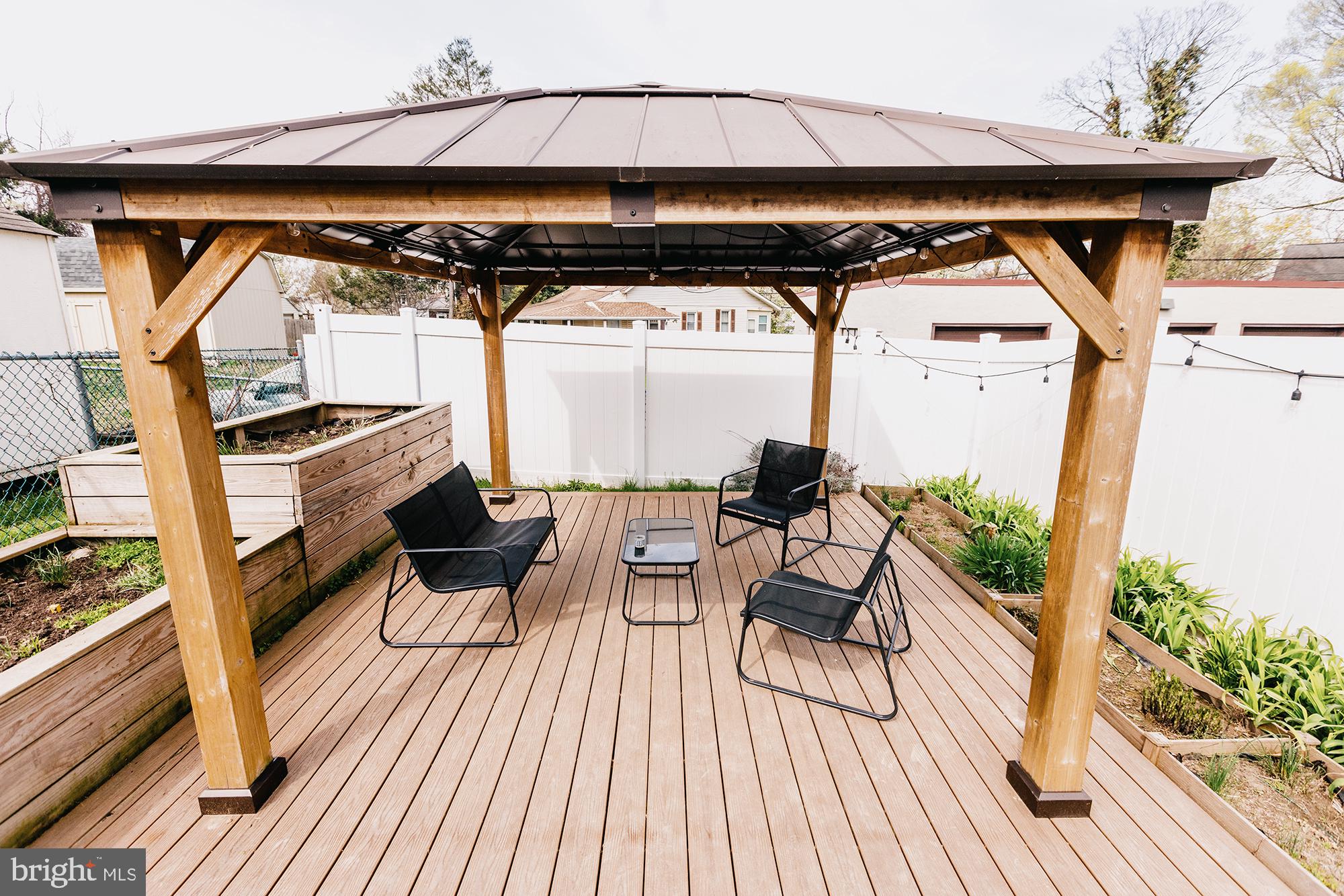 JENKINTOWN - Residential