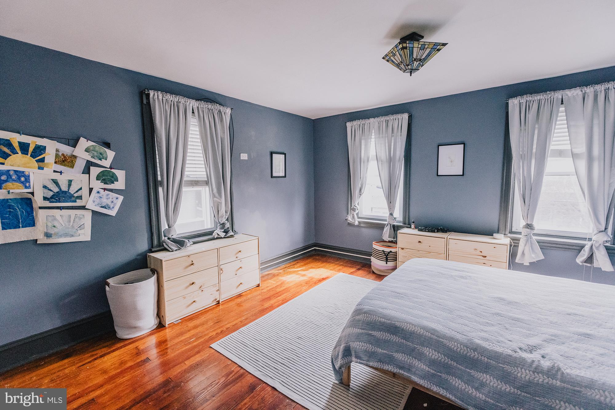 JENKINTOWN - Residential