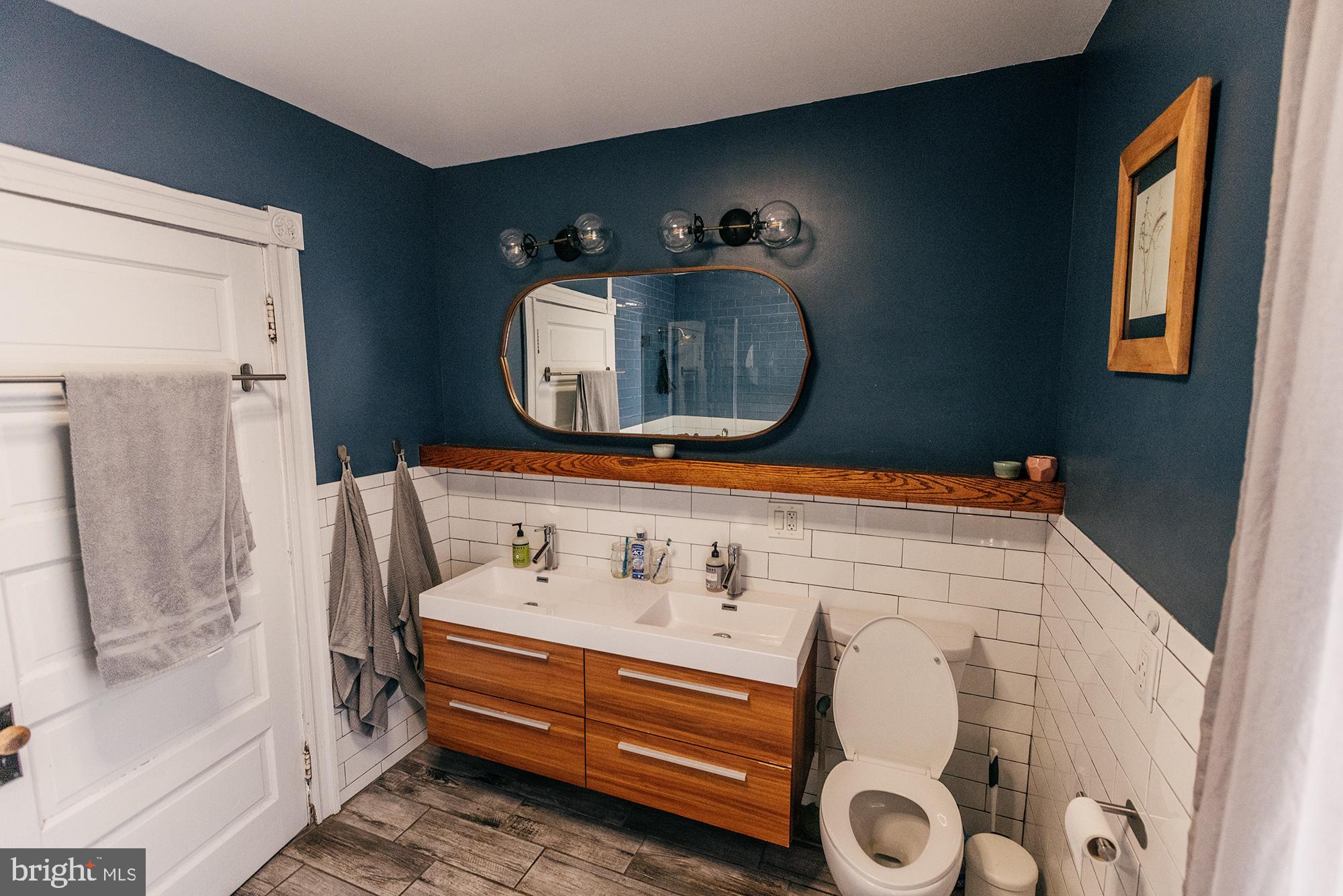 JENKINTOWN - Residential