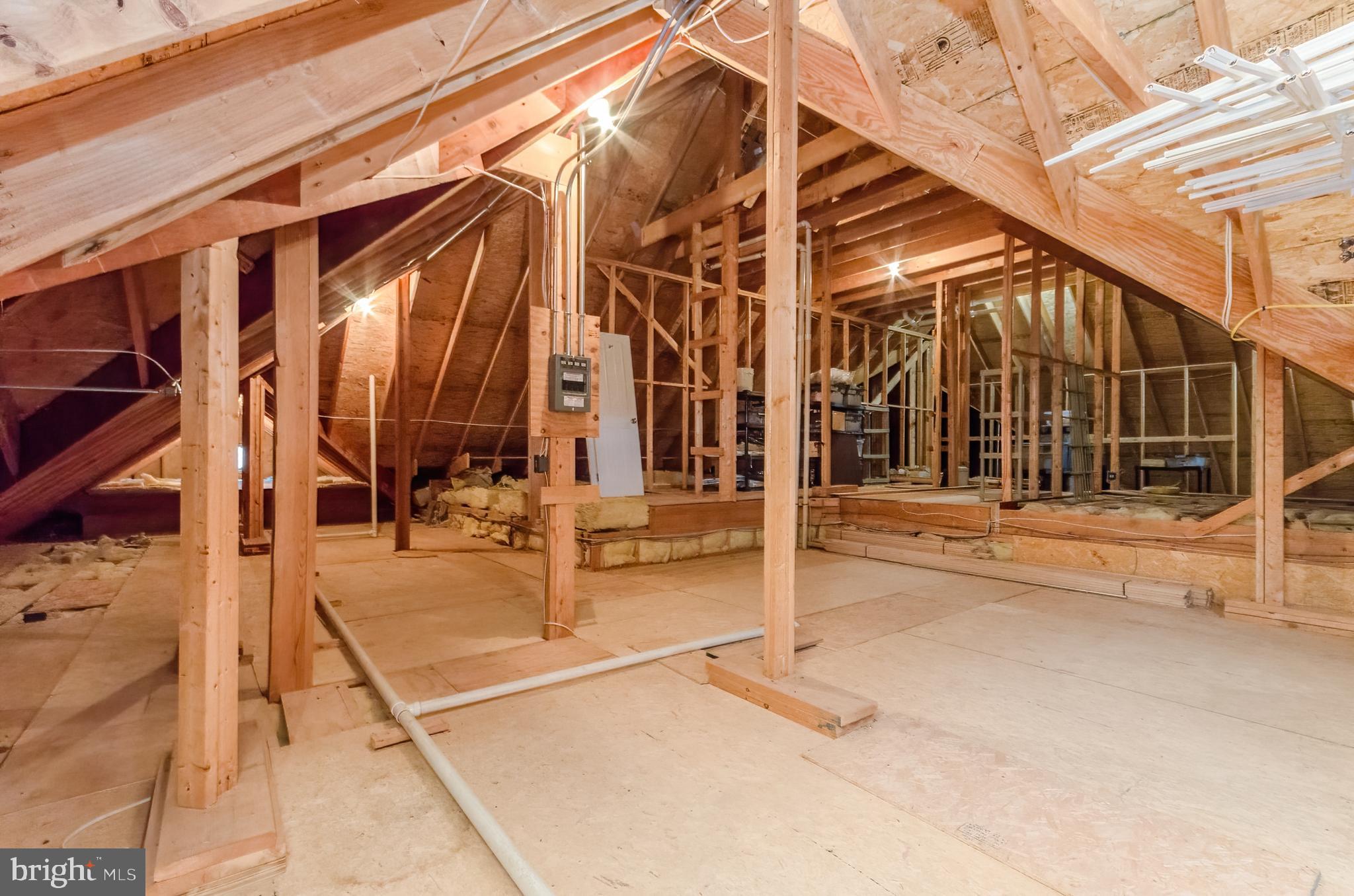 CRESS CREEK - Residential