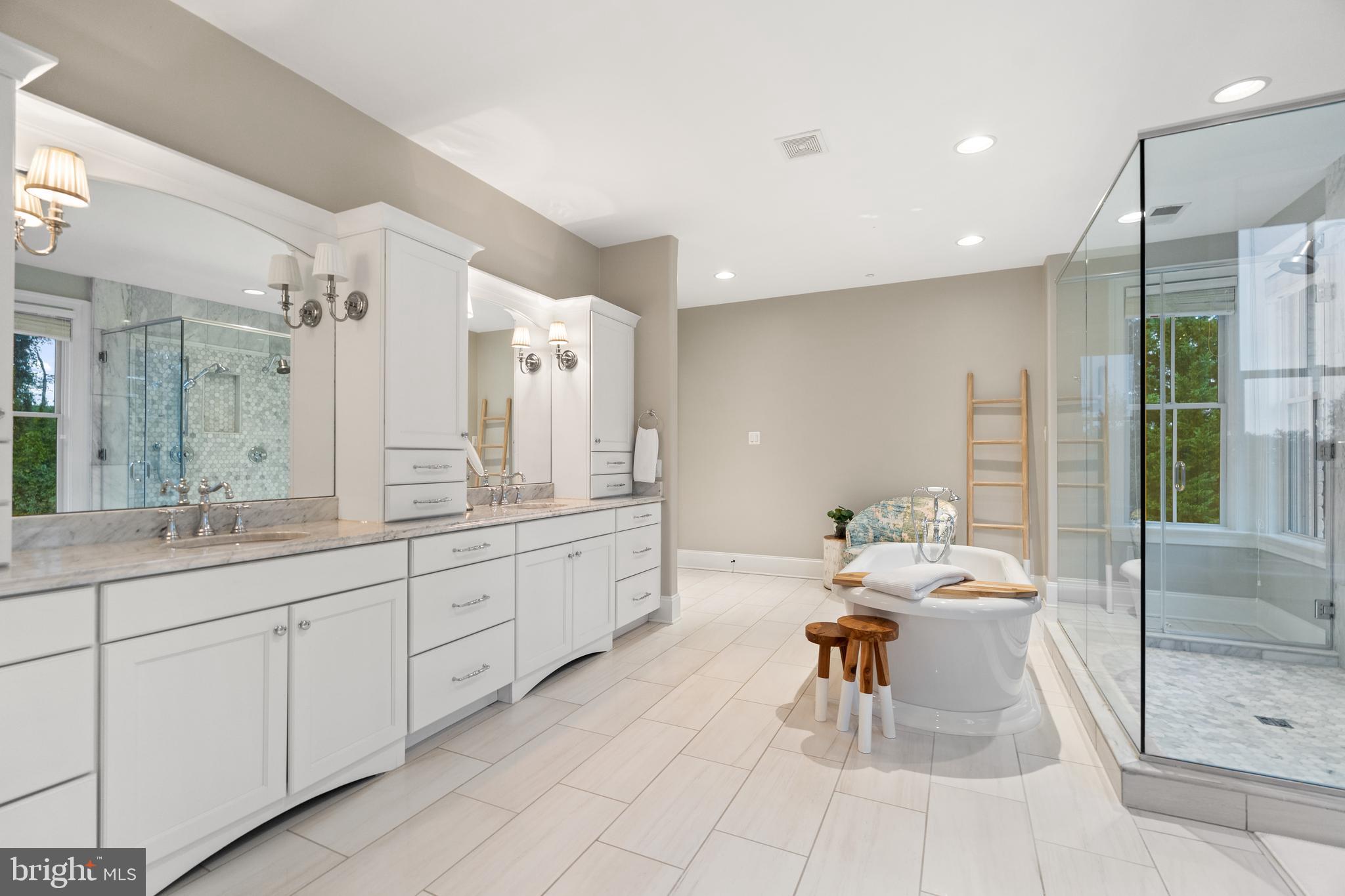 WORTHINGTON GREEN - Residential