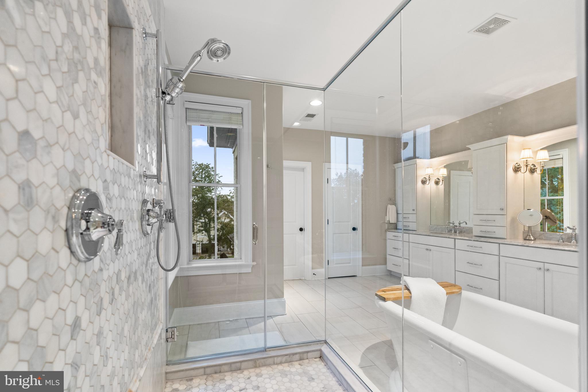 WORTHINGTON GREEN - Residential