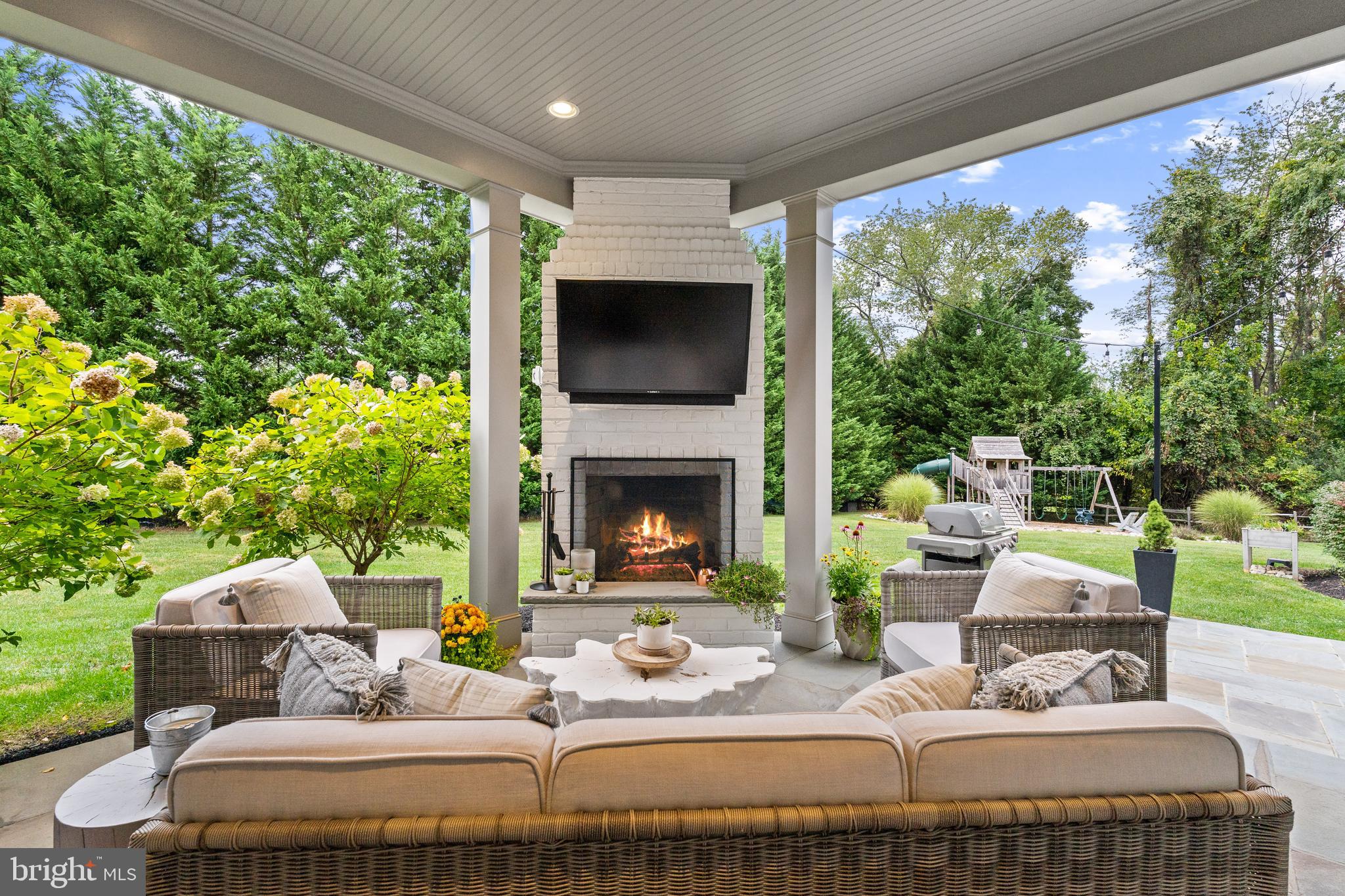 WORTHINGTON GREEN - Residential