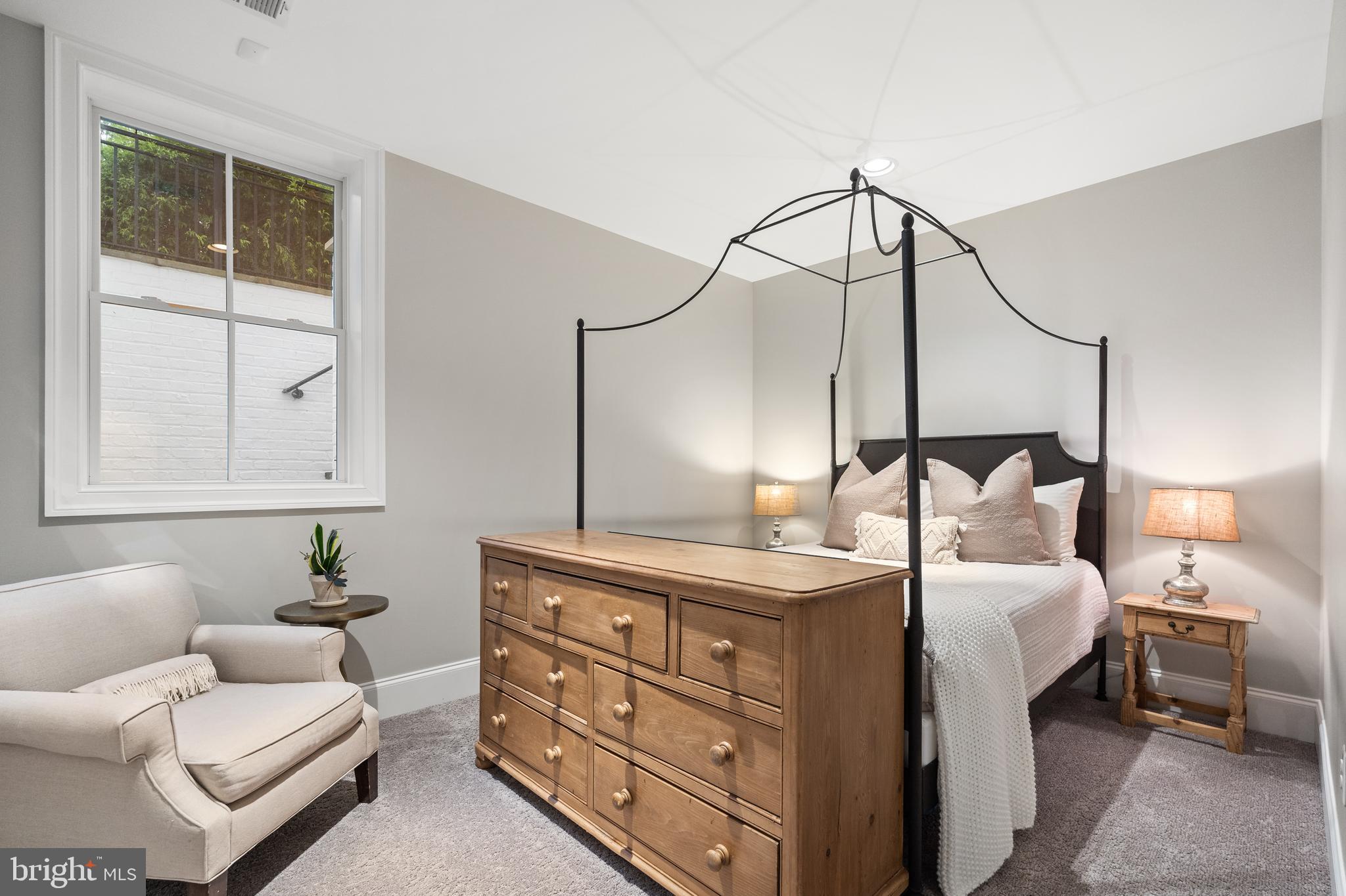 WORTHINGTON GREEN - Residential