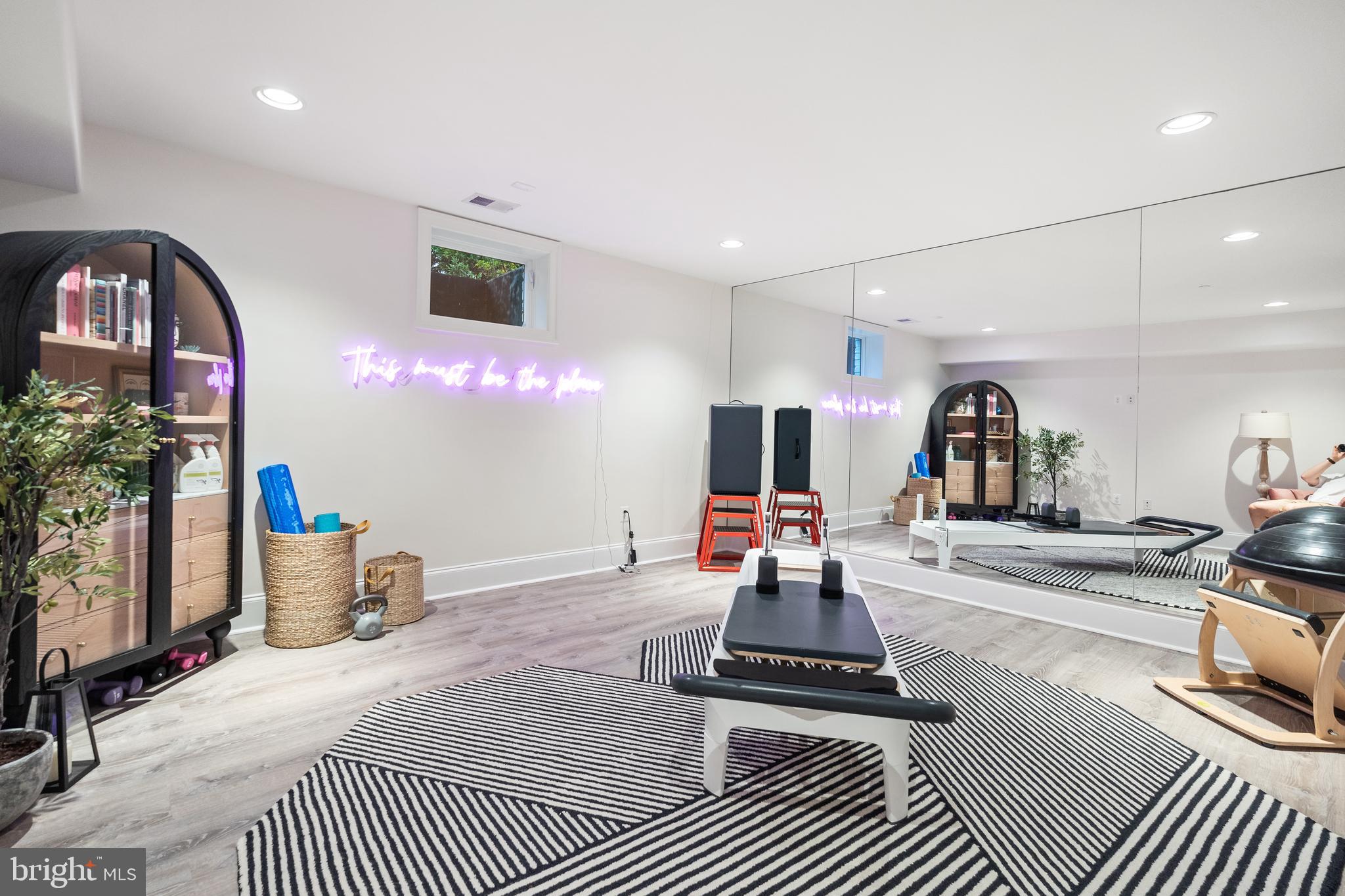 WORTHINGTON GREEN - Residential