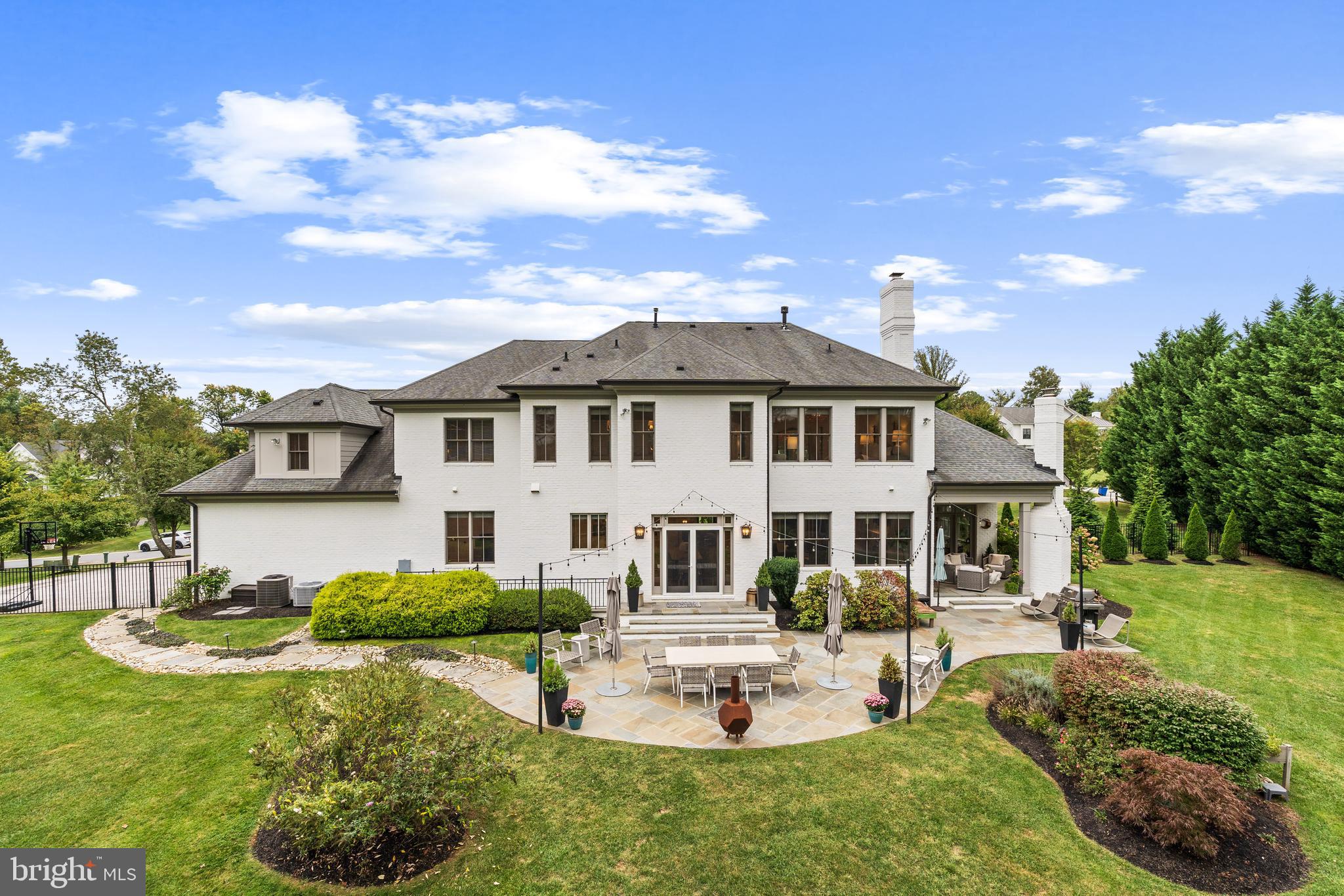 WORTHINGTON GREEN - Residential