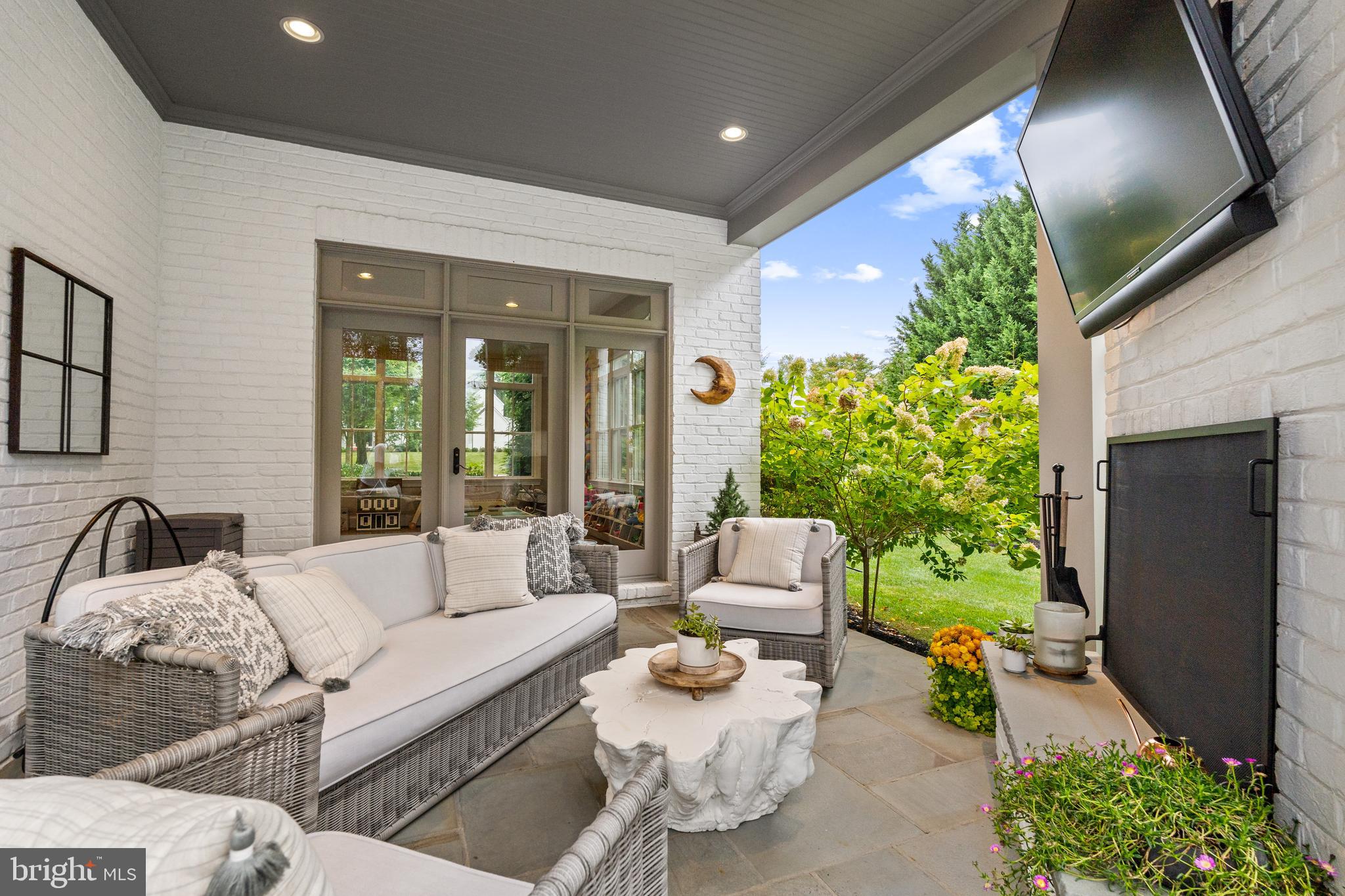 WORTHINGTON GREEN - Residential