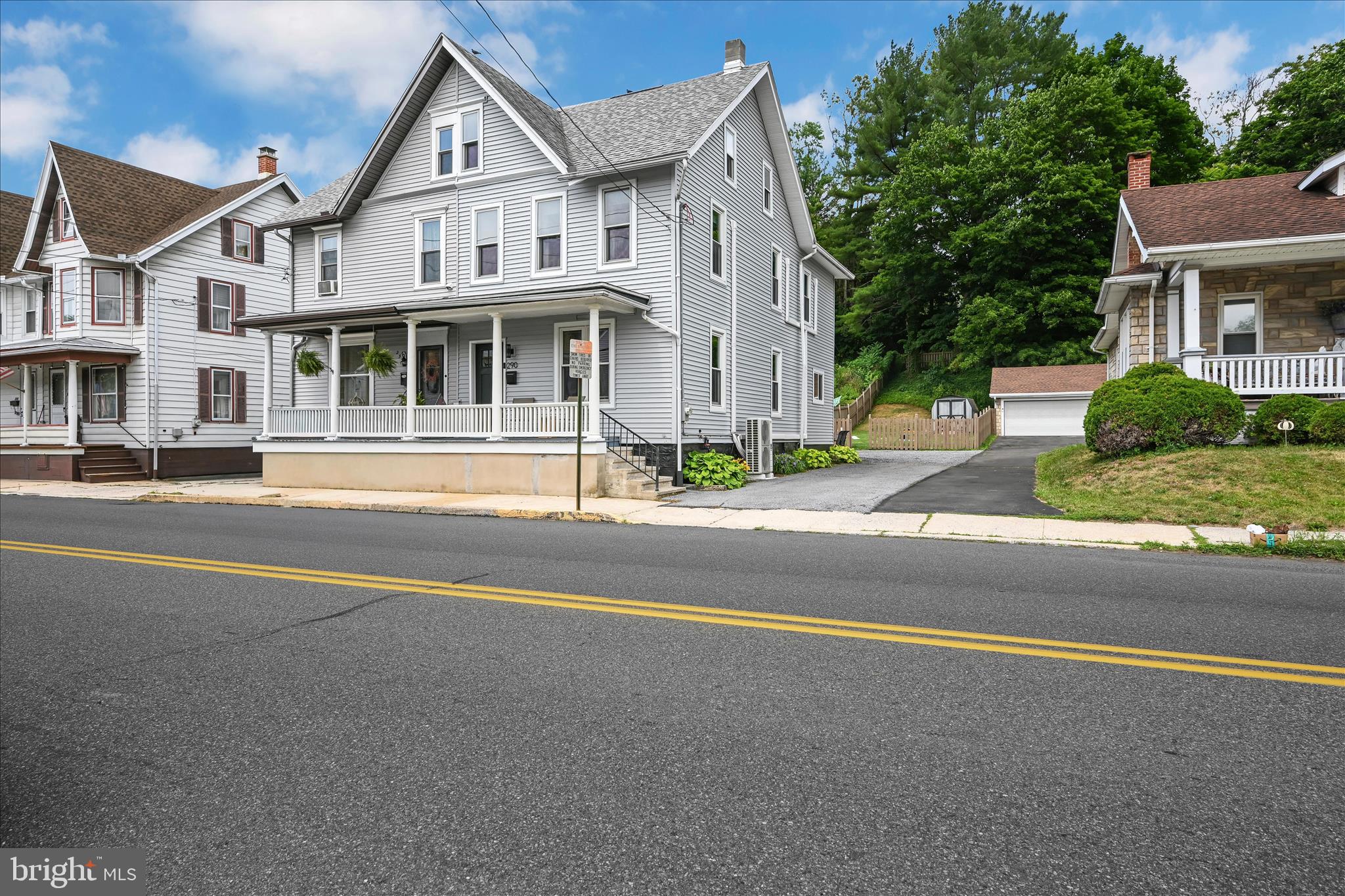 290 TULPEHOCKEN STREET