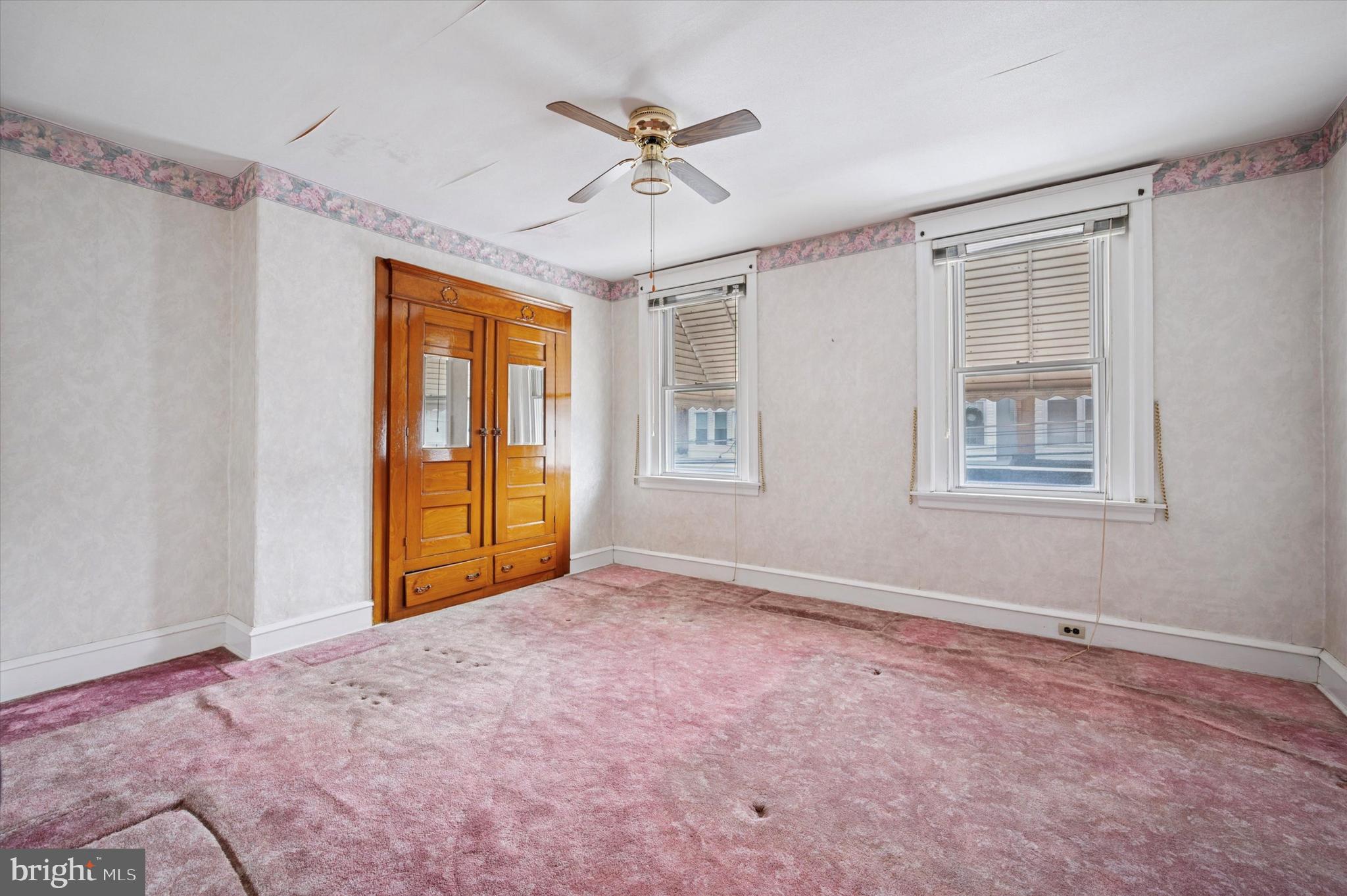 PORT RICHMOND - Residential