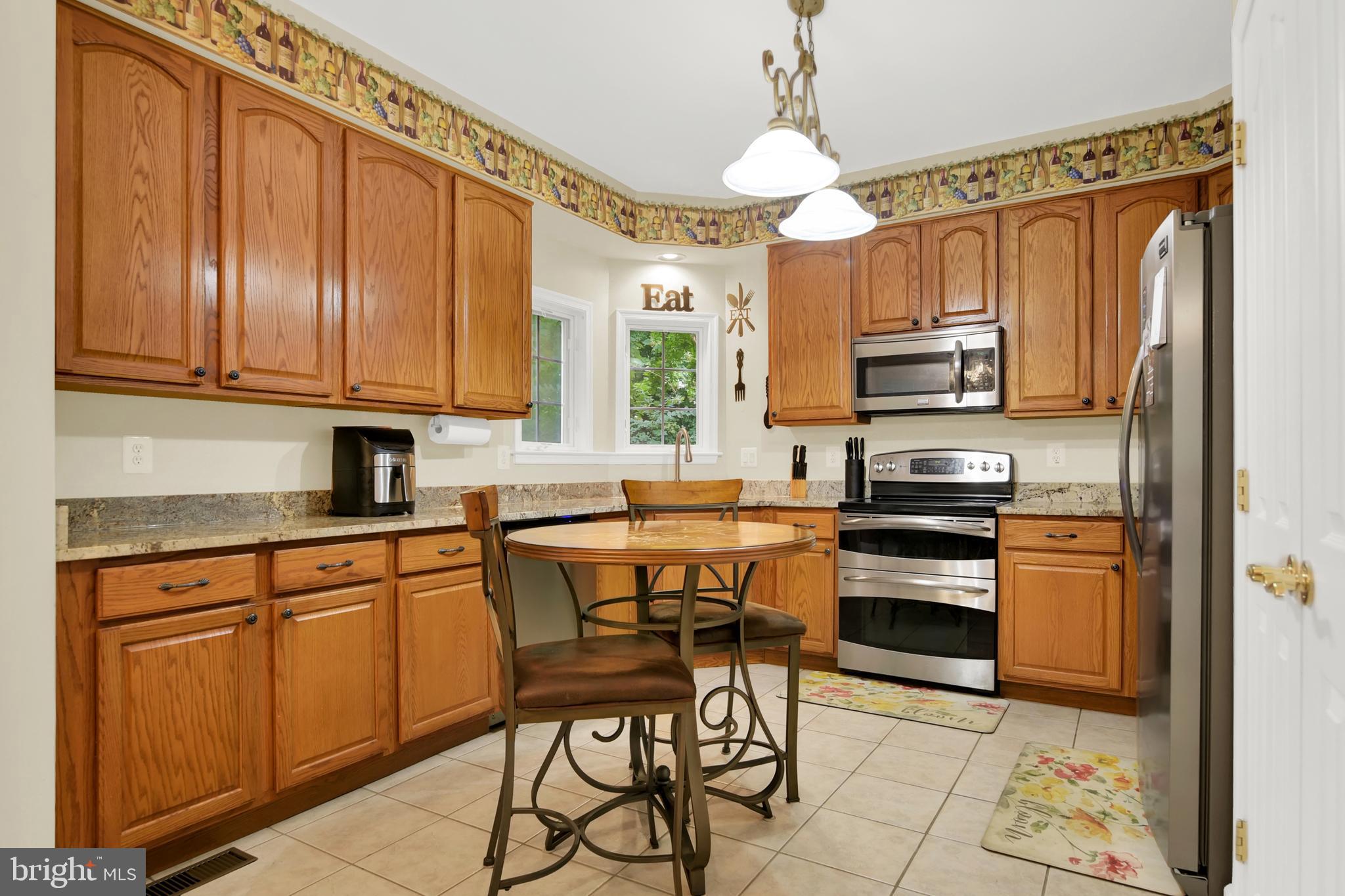 SEVEN TRAILS - Residential