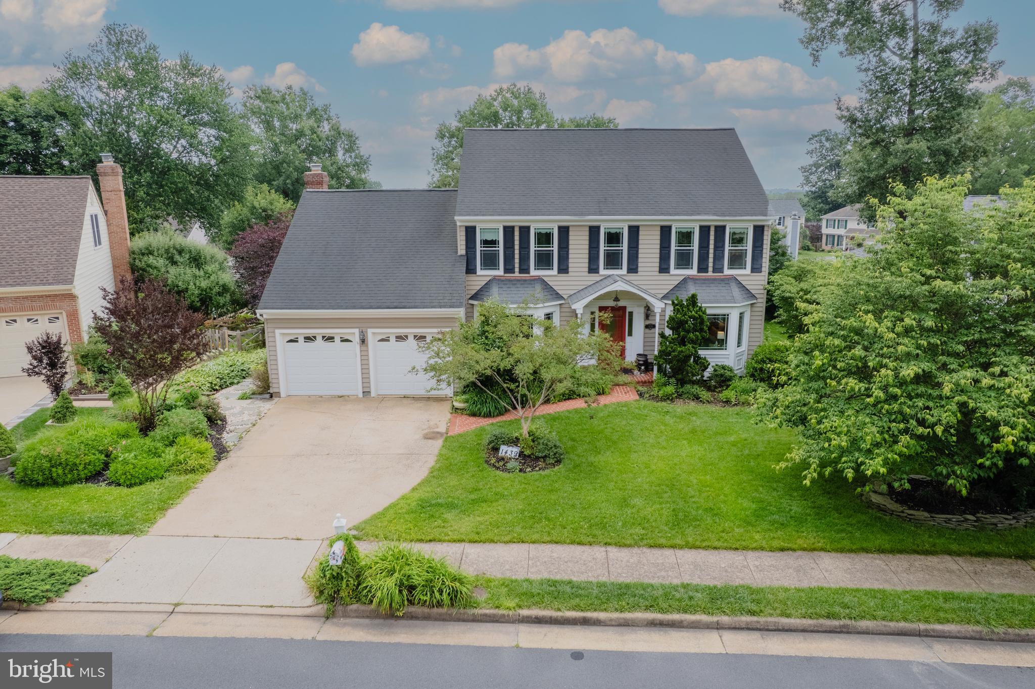 HASTINGS HUNT - Residential