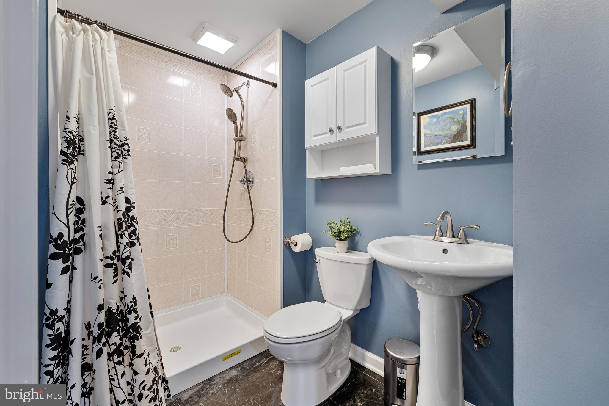 HASTINGS HUNT - Residential