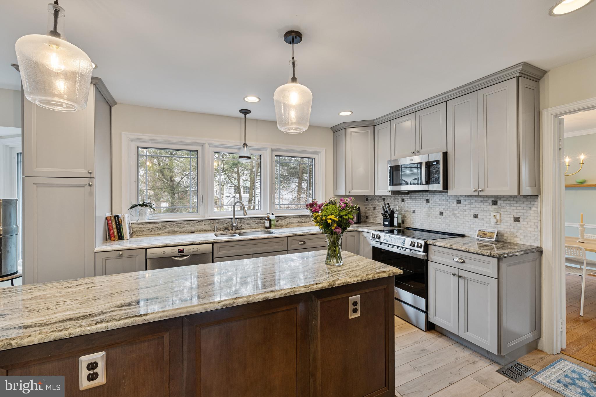 HASTINGS HUNT - Residential