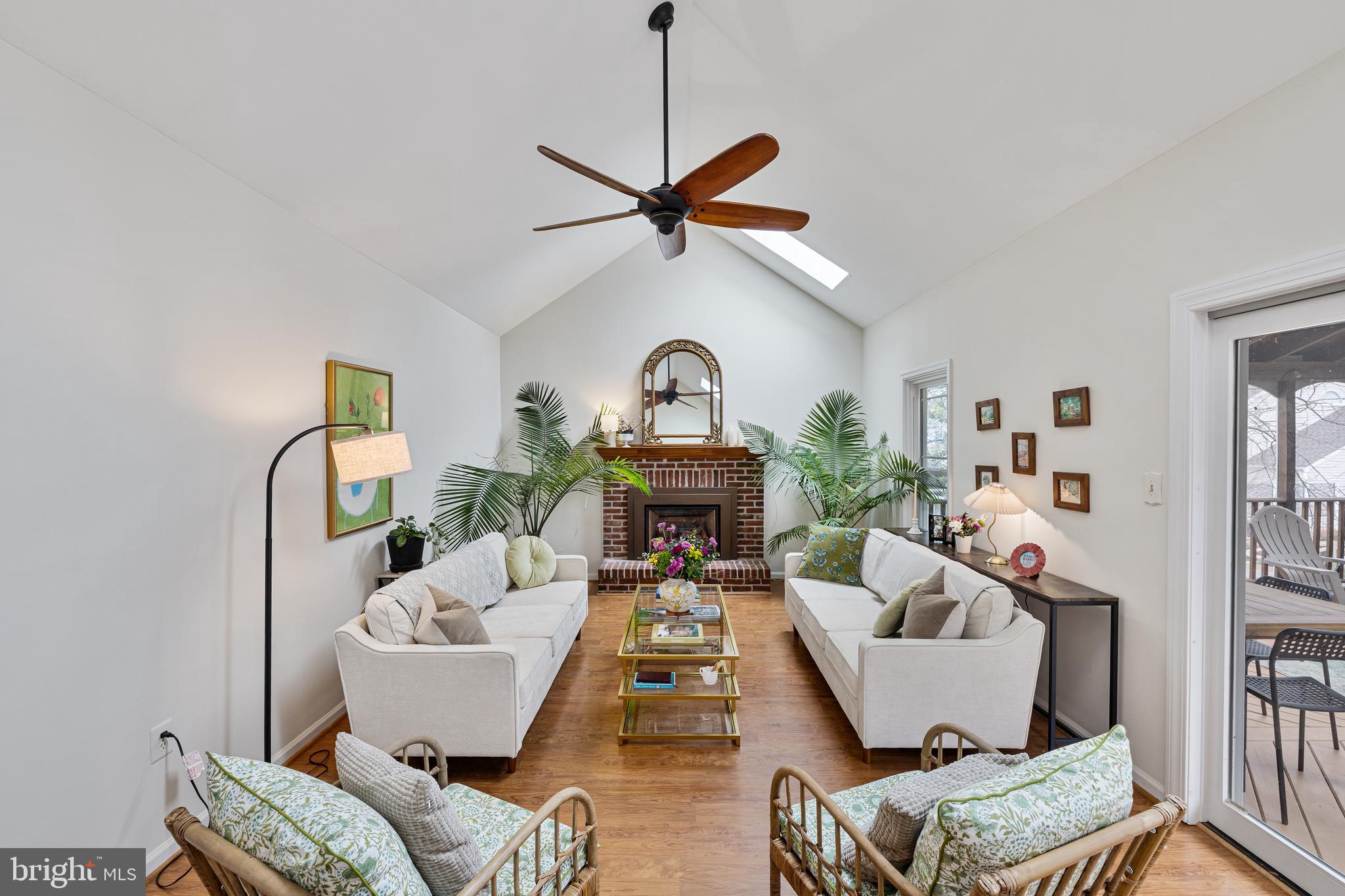 HASTINGS HUNT - Residential