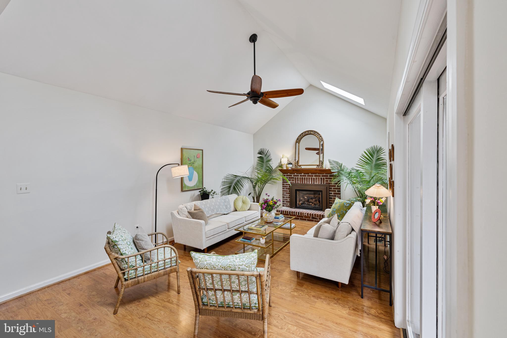 HASTINGS HUNT - Residential