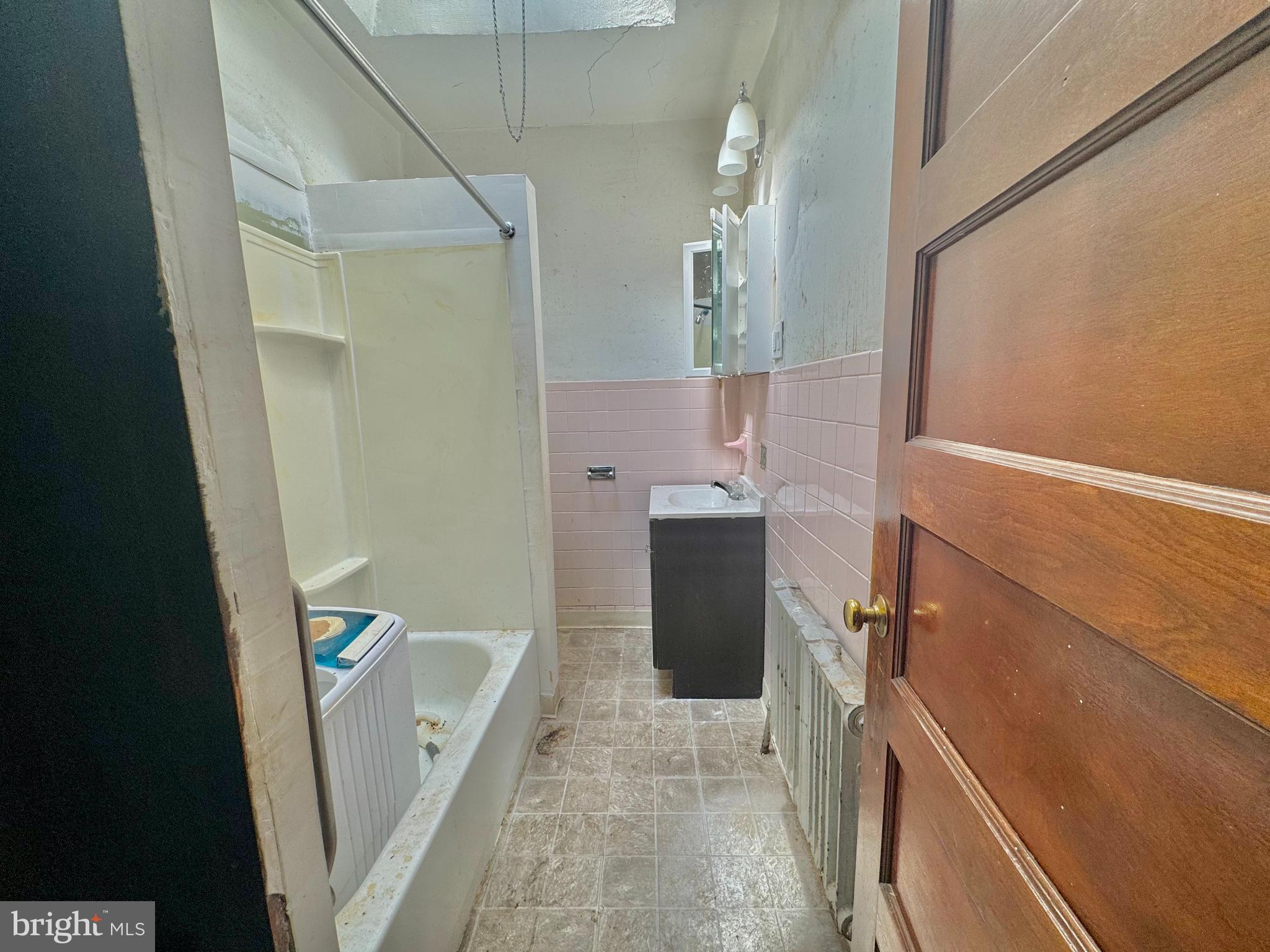 COBBS CREEK - Residential