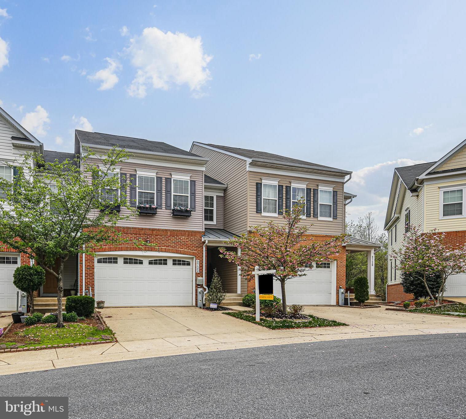 9722 NORTHERN LAKES LANE