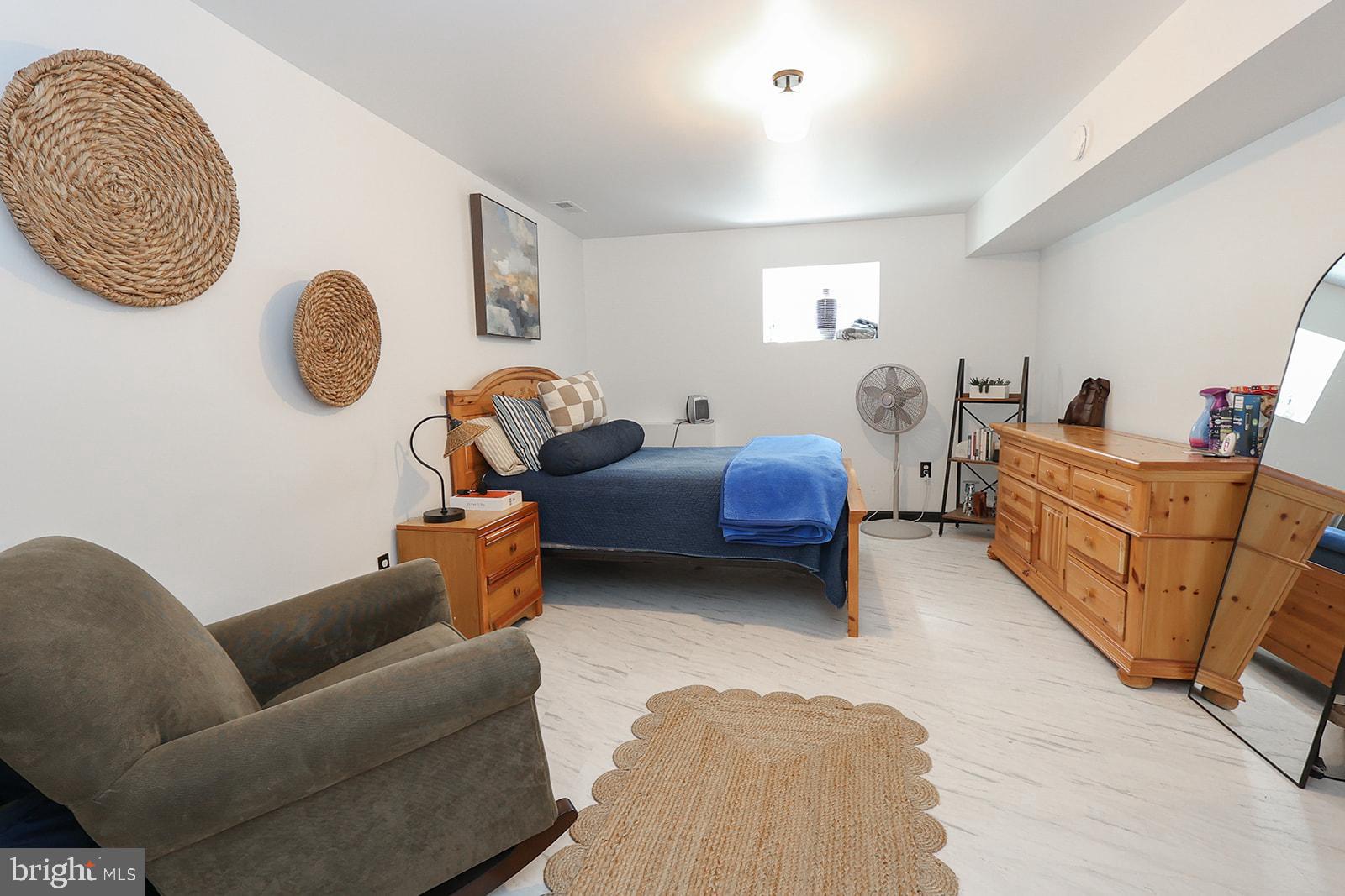 MEADOW LAKE - Residential